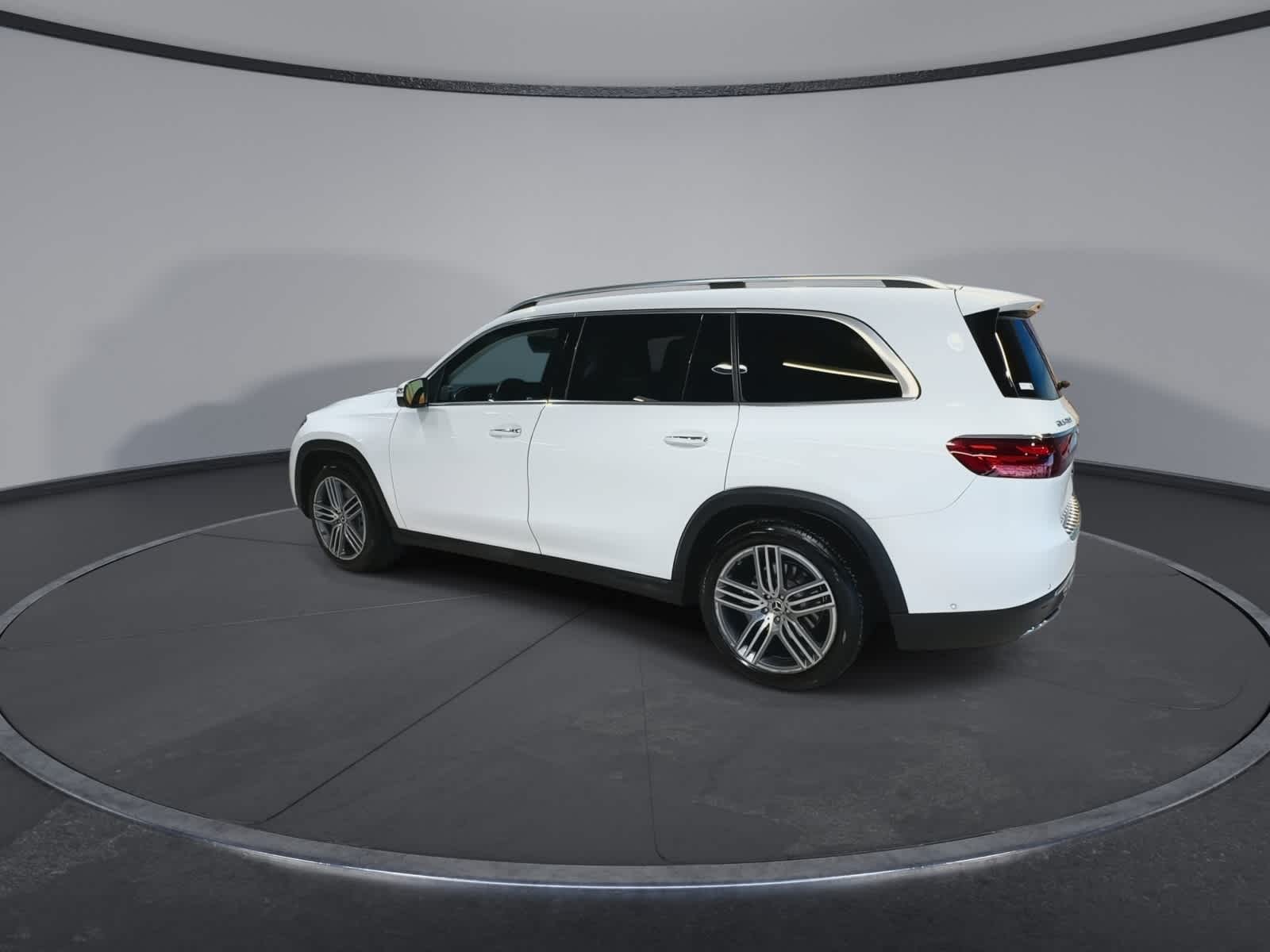 Thumbnail: 2024 Mercedes-Benz GLS - 8