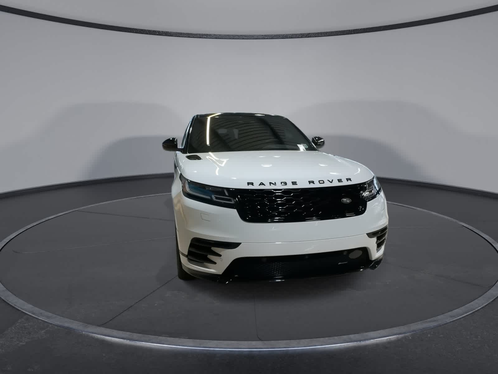 Thumbnail: 2023 Land Rover Range Rover Velar - 3