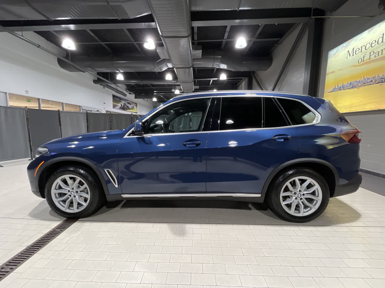 Thumbnail: 2023 BMW X5 - 15