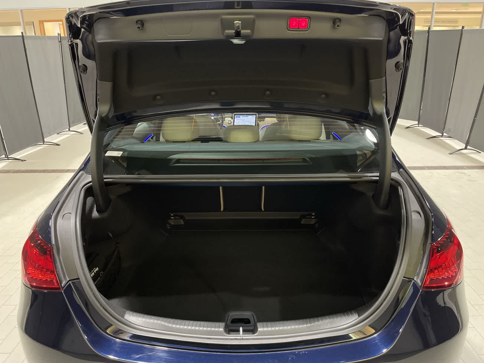 Thumbnail: 2022 Mercedes-Benz C-Class - 31