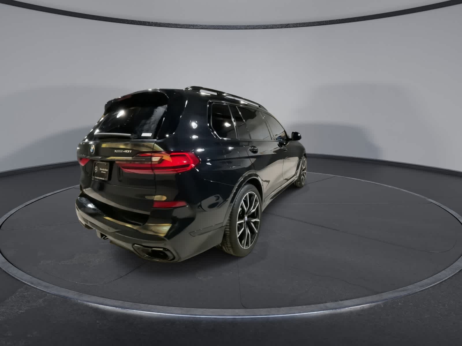 Thumbnail: 2022 BMW X7 - 11