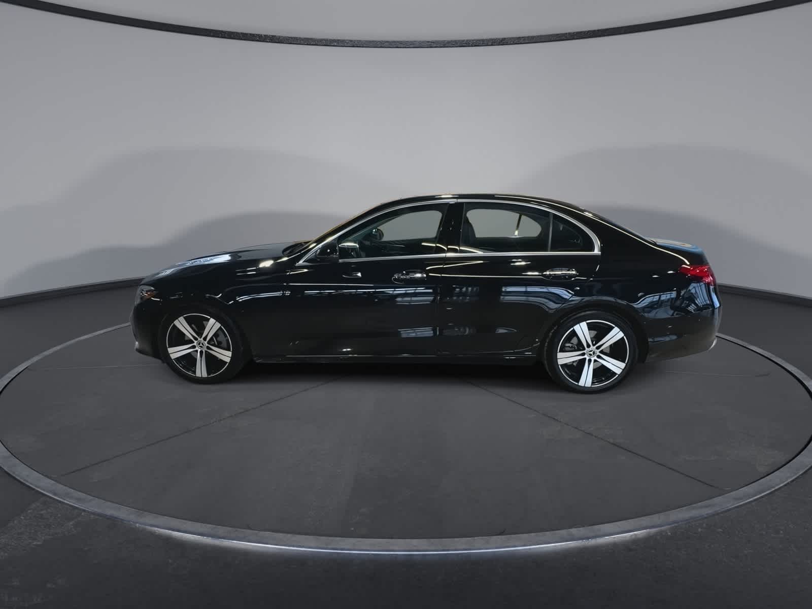 Thumbnail: 2025 Mercedes-Benz C-Class - 7