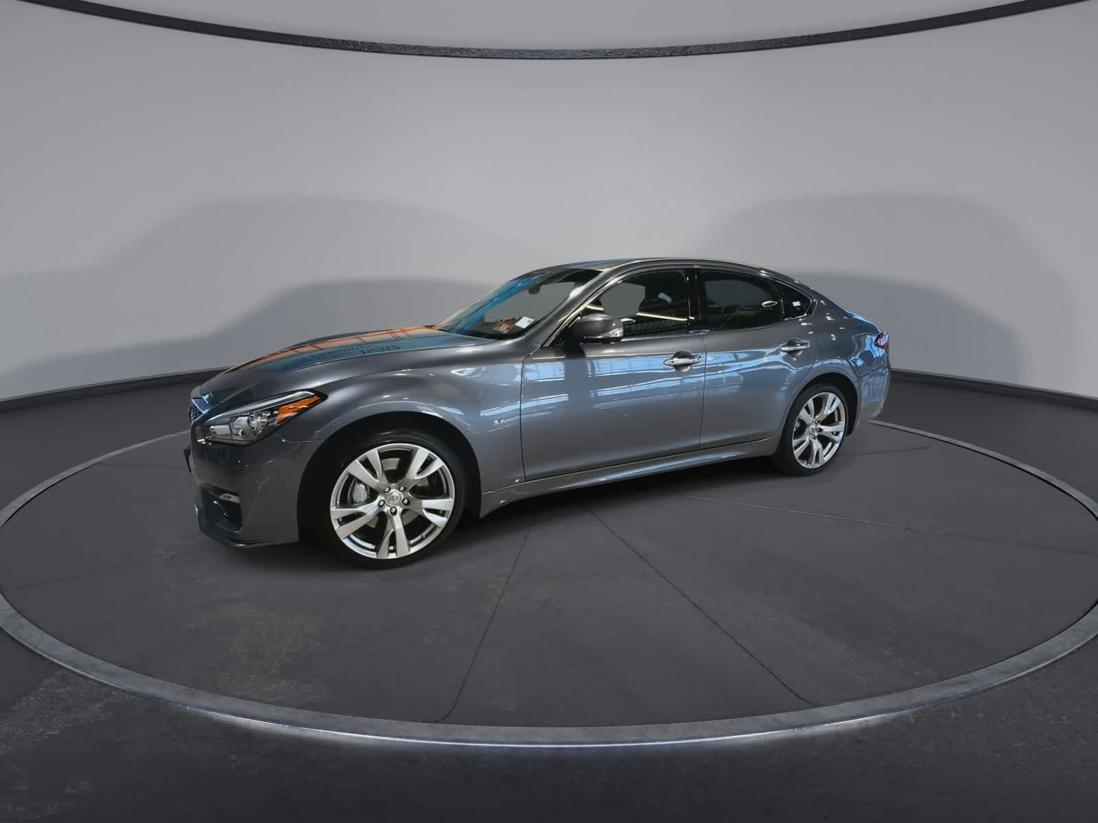 Thumbnail: 2017 INFINITI Q70 - 6