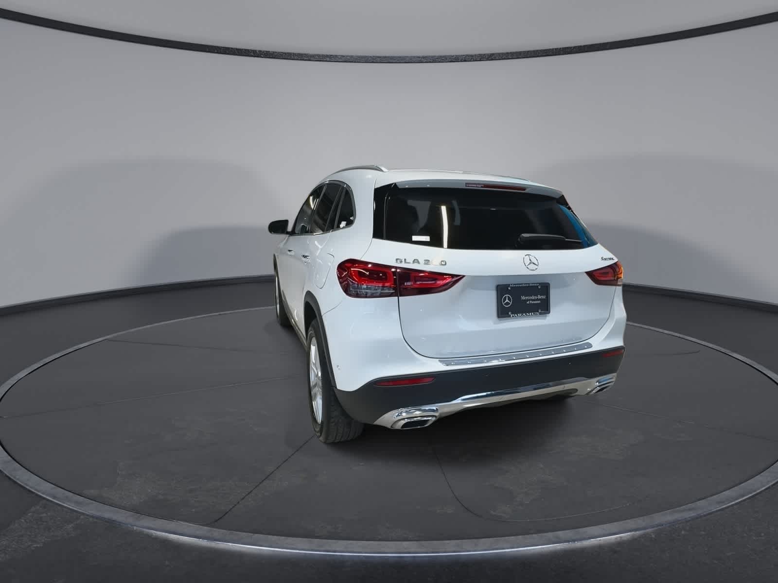 Thumbnail: 2022 Mercedes-Benz GLA - 9