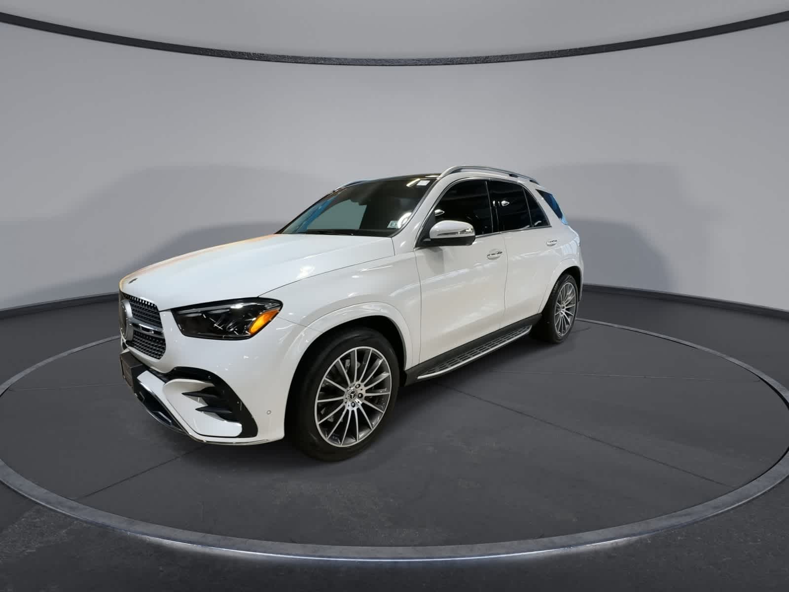 Thumbnail: 2026 Mercedes-Benz GLE - 5