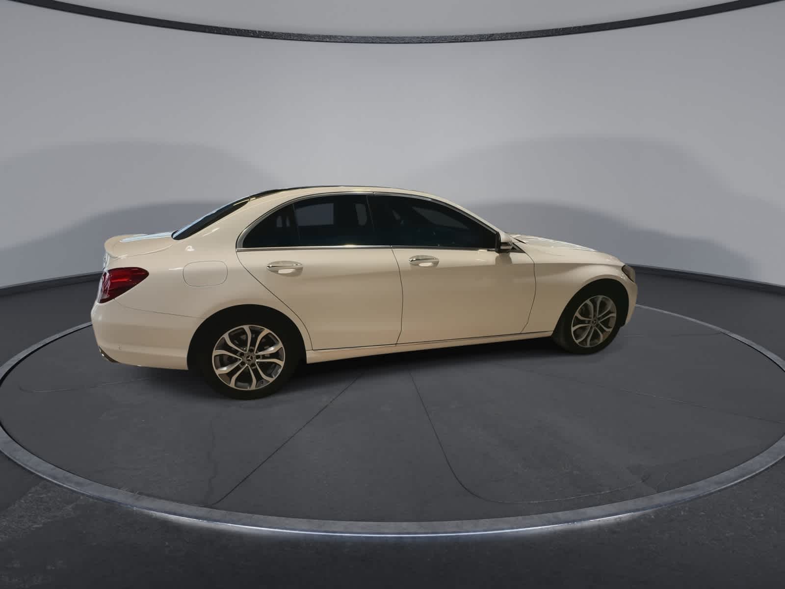 Thumbnail: 2018 Mercedes-Benz C-Class - 12