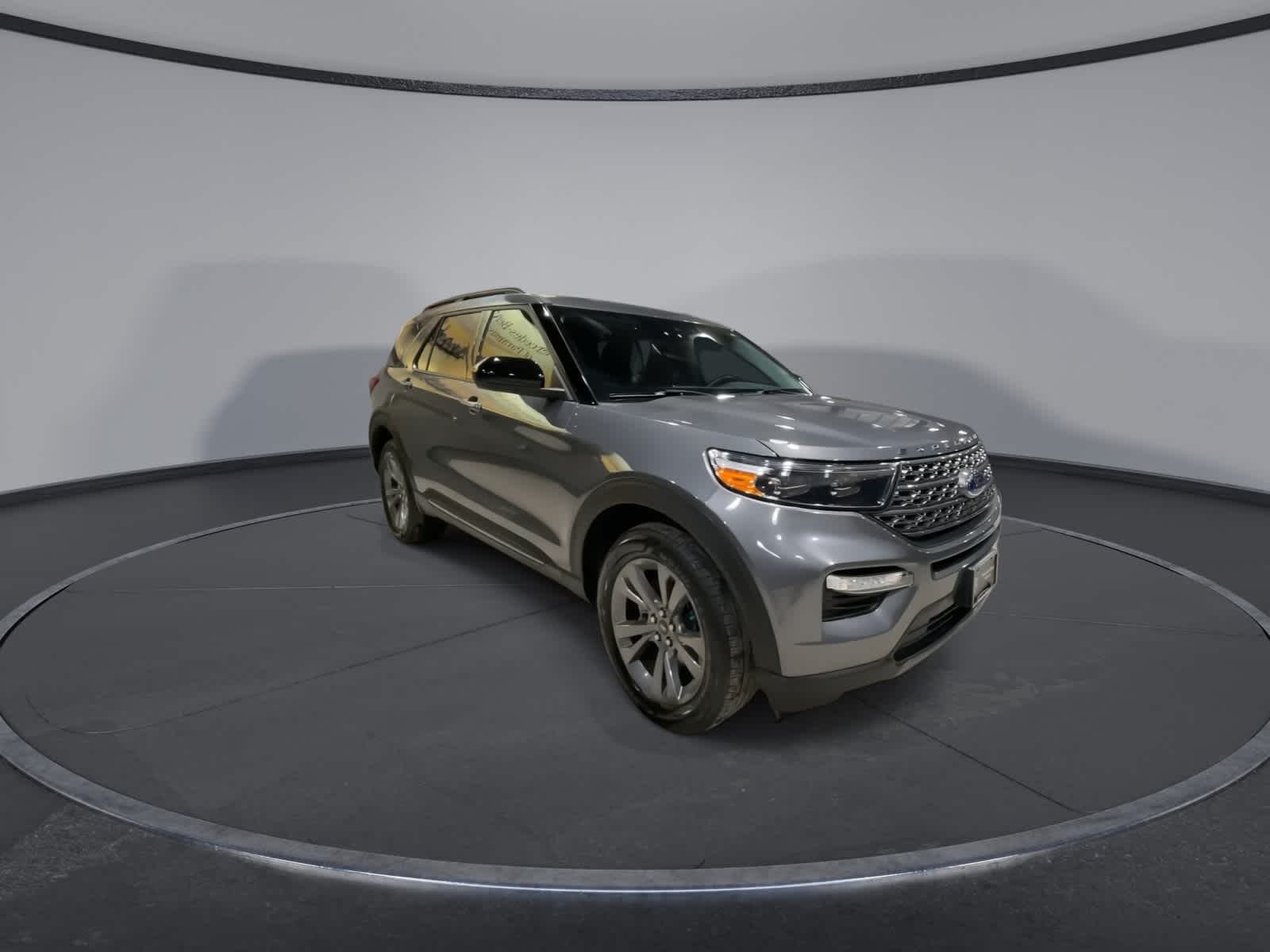 Thumbnail: 2022 Ford Explorer - 3