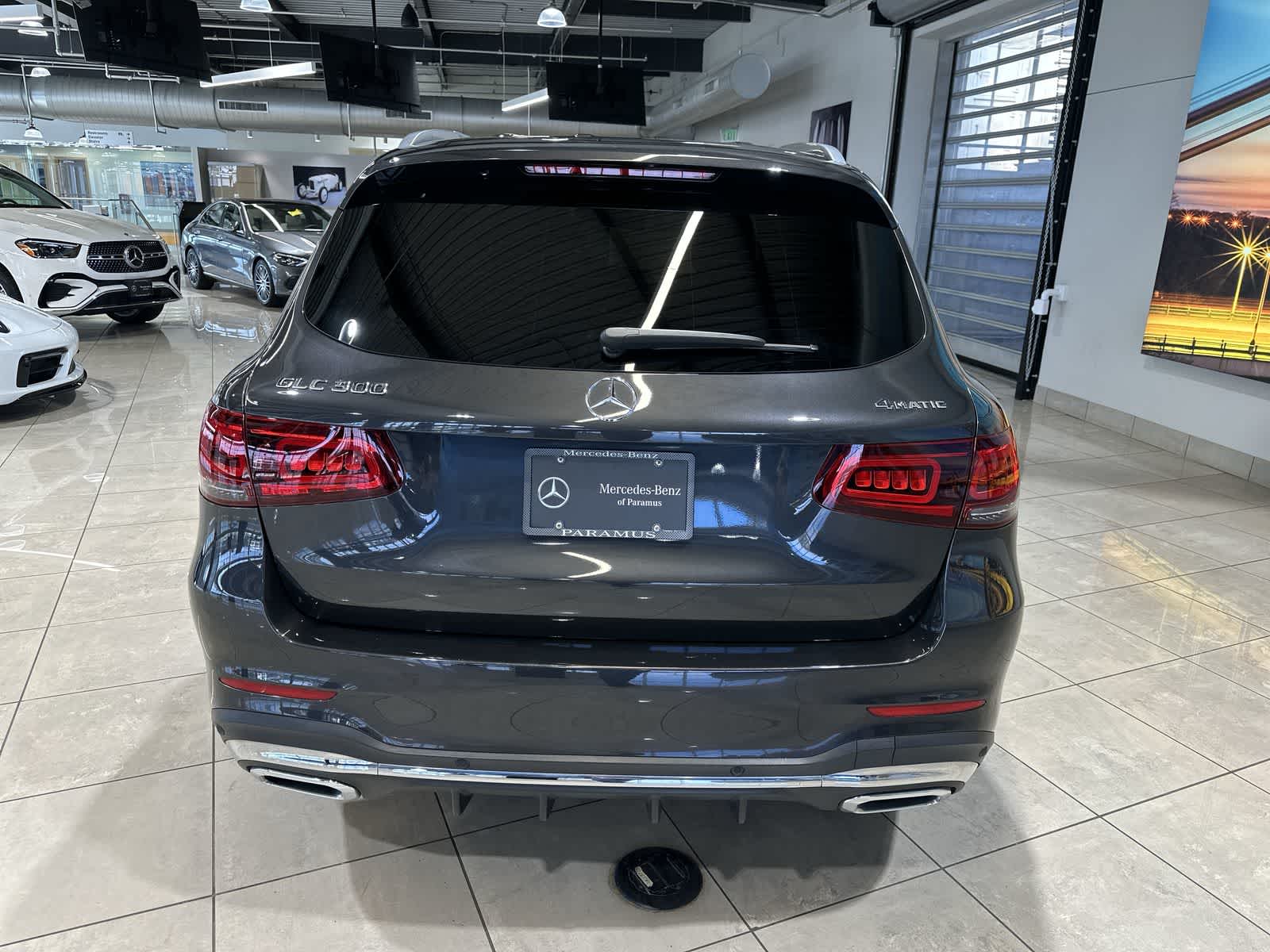 Thumbnail: 2022 Mercedes-Benz GLC - 17