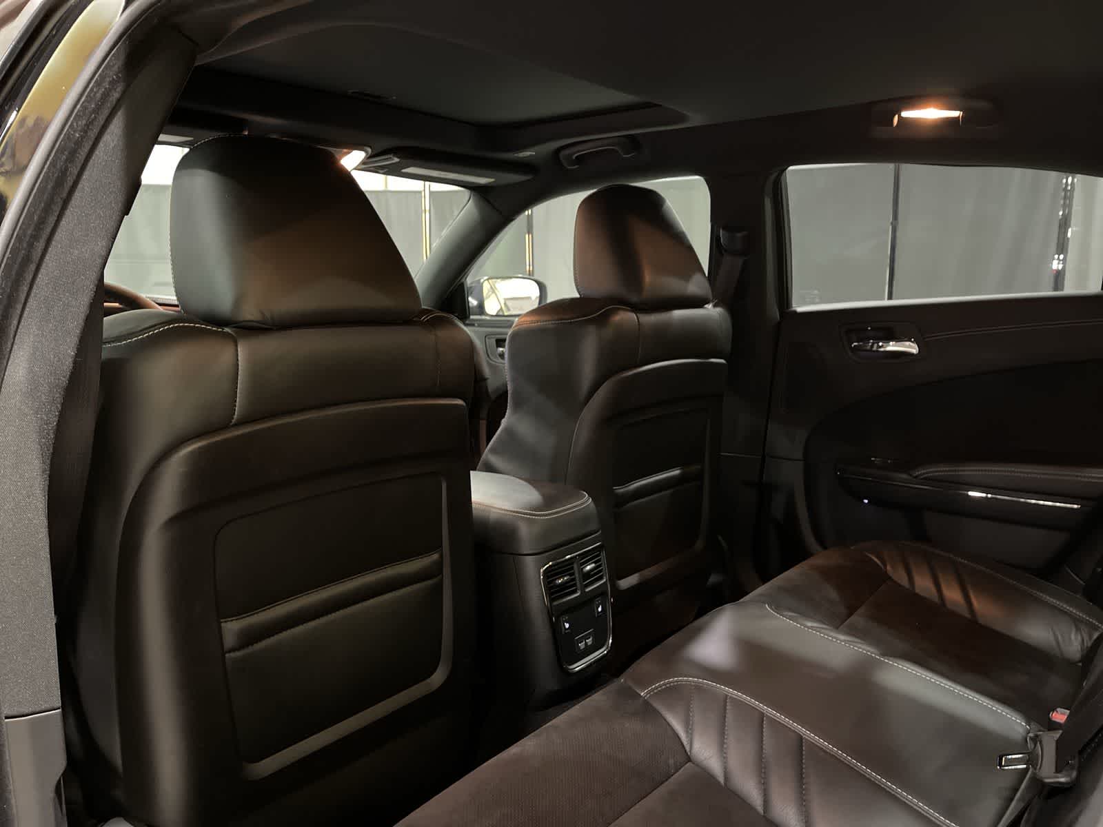 Thumbnail: 2019 Dodge Charger - 24