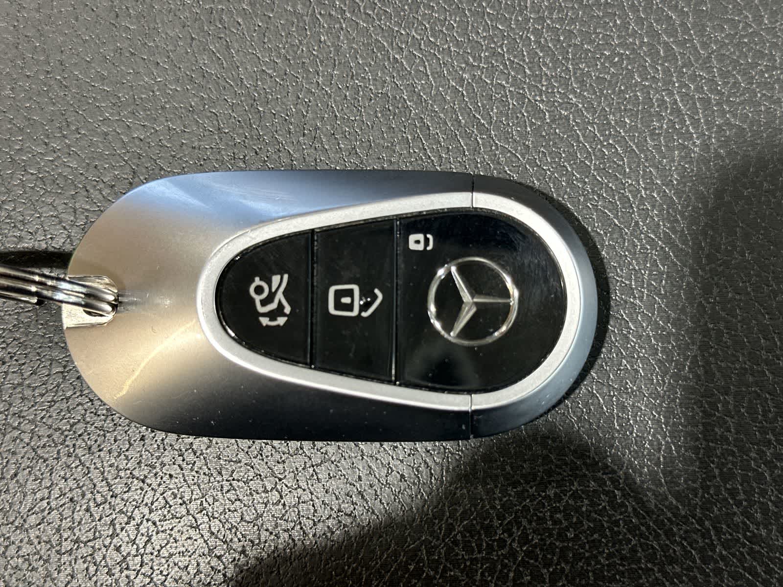 Thumbnail: 2023 Mercedes-Benz S-Class - 32