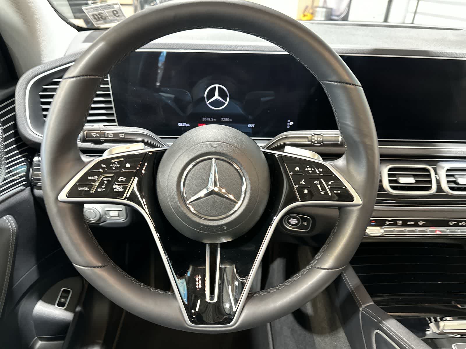 Thumbnail: 2026 Mercedes-Benz GLE - 27