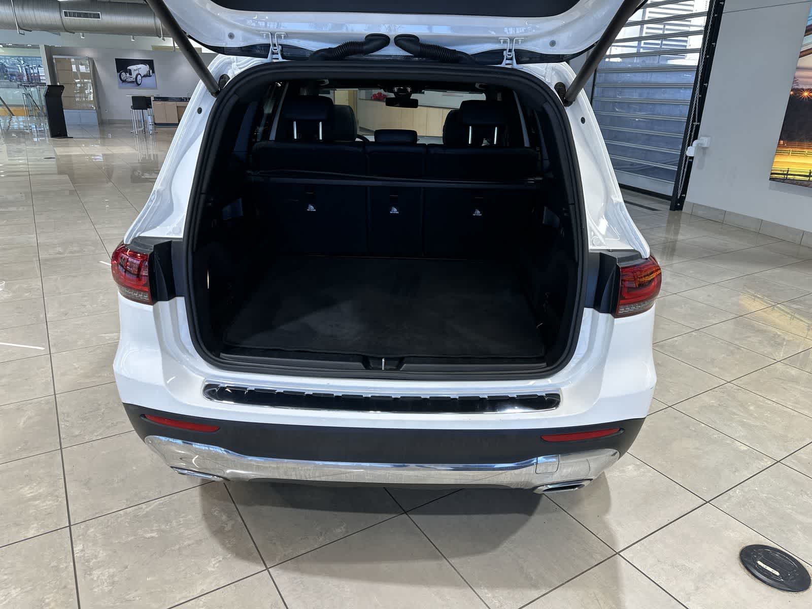 Thumbnail: 2020 Mercedes-Benz GLB - 31