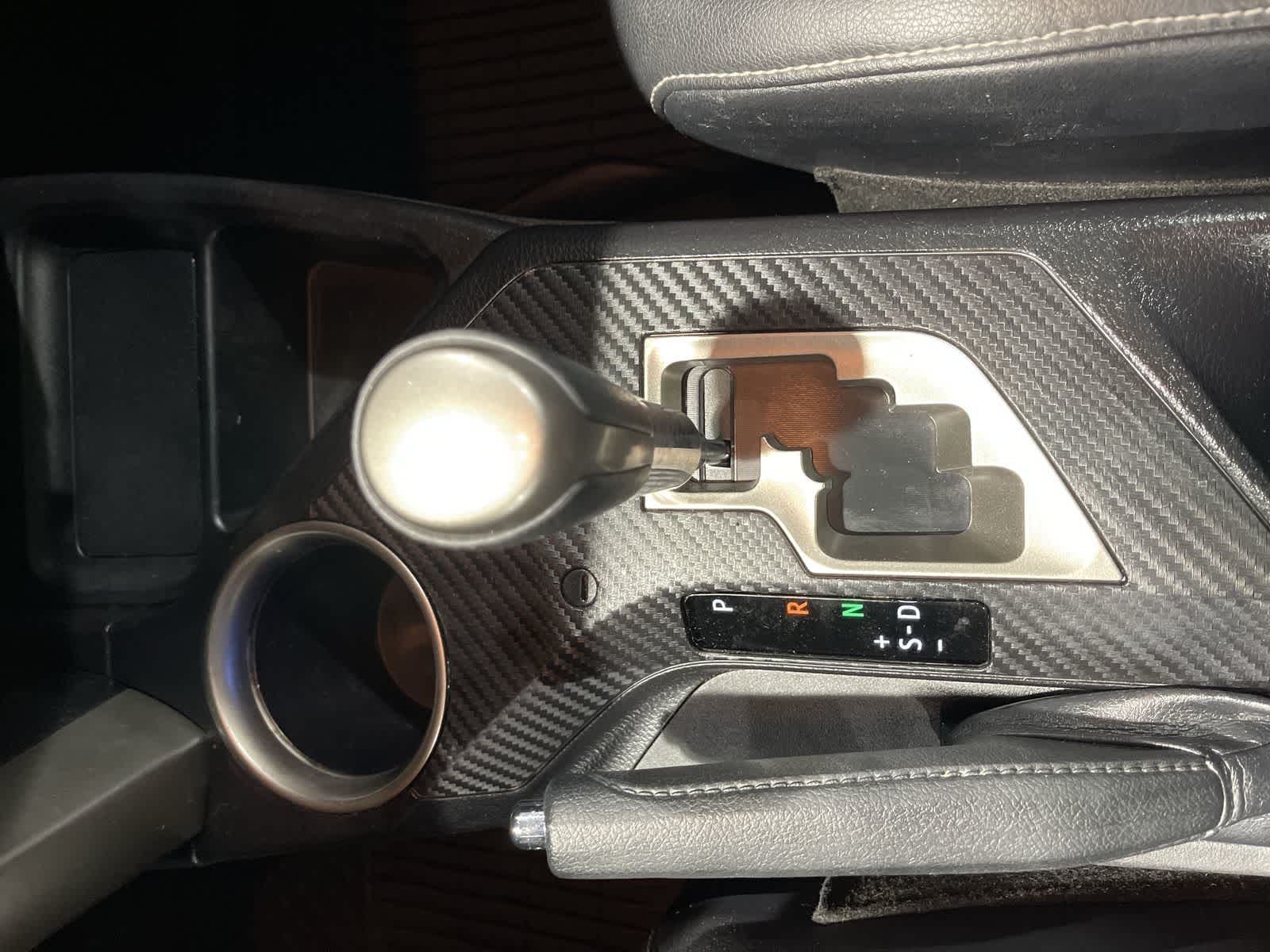 Thumbnail: 2015 Toyota RAV4 - 29