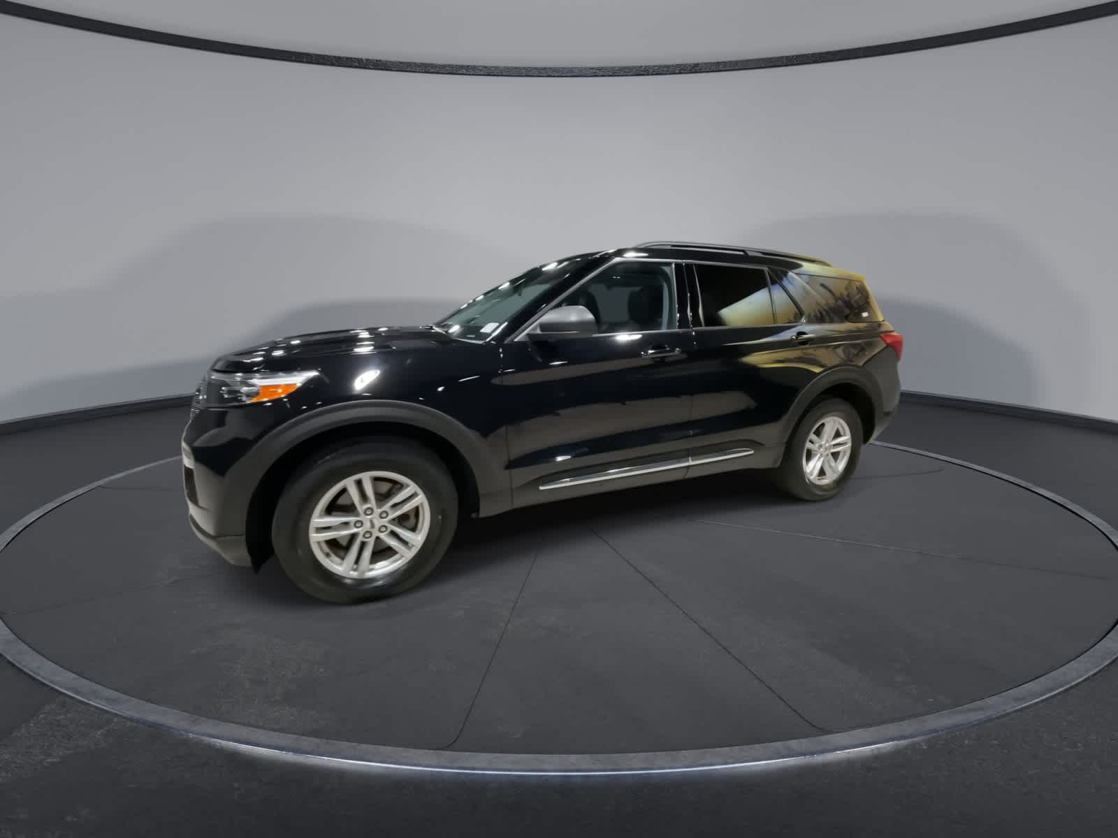 Thumbnail: 2020 Ford Explorer - 6