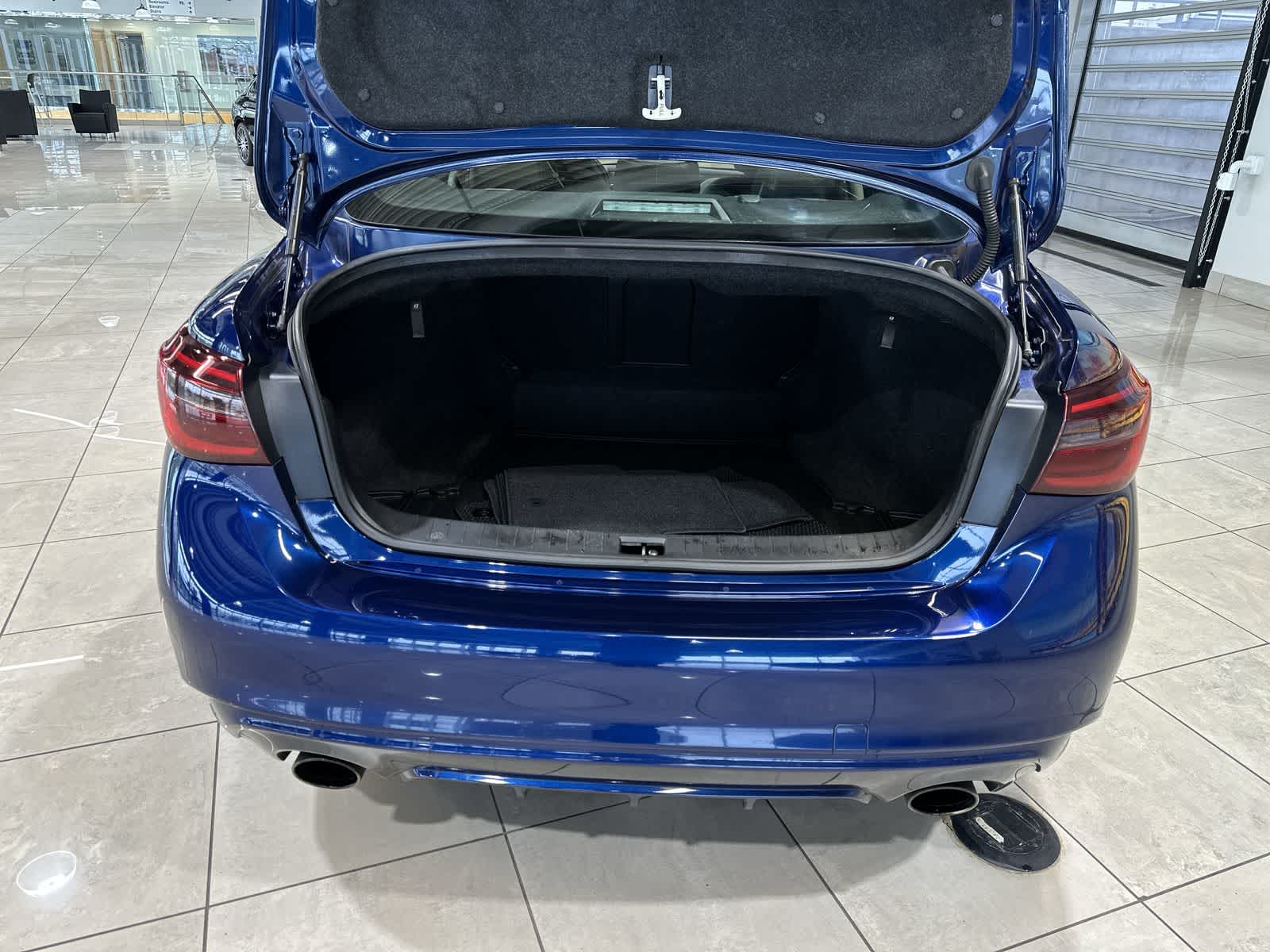 Thumbnail: 2018 INFINITI Q50 - 31