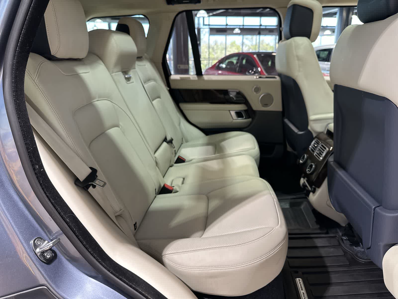 Thumbnail: 2021 Land Rover Range Rover - 25