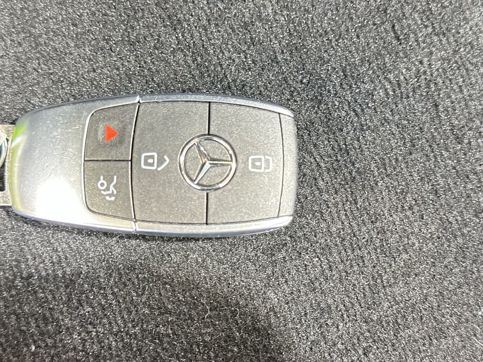 Thumbnail: 2025 Mercedes-Benz GLS - 32