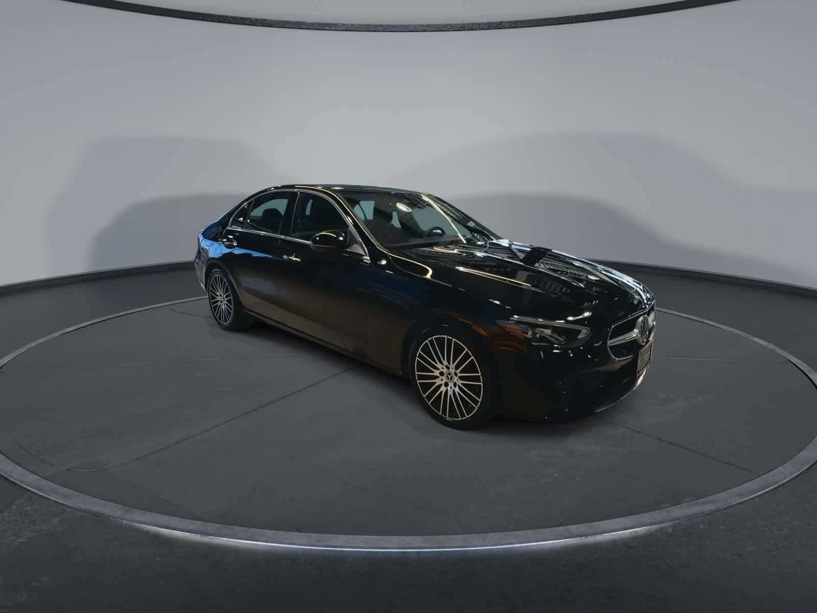 Thumbnail: 2023 Mercedes-Benz C-Class - 2