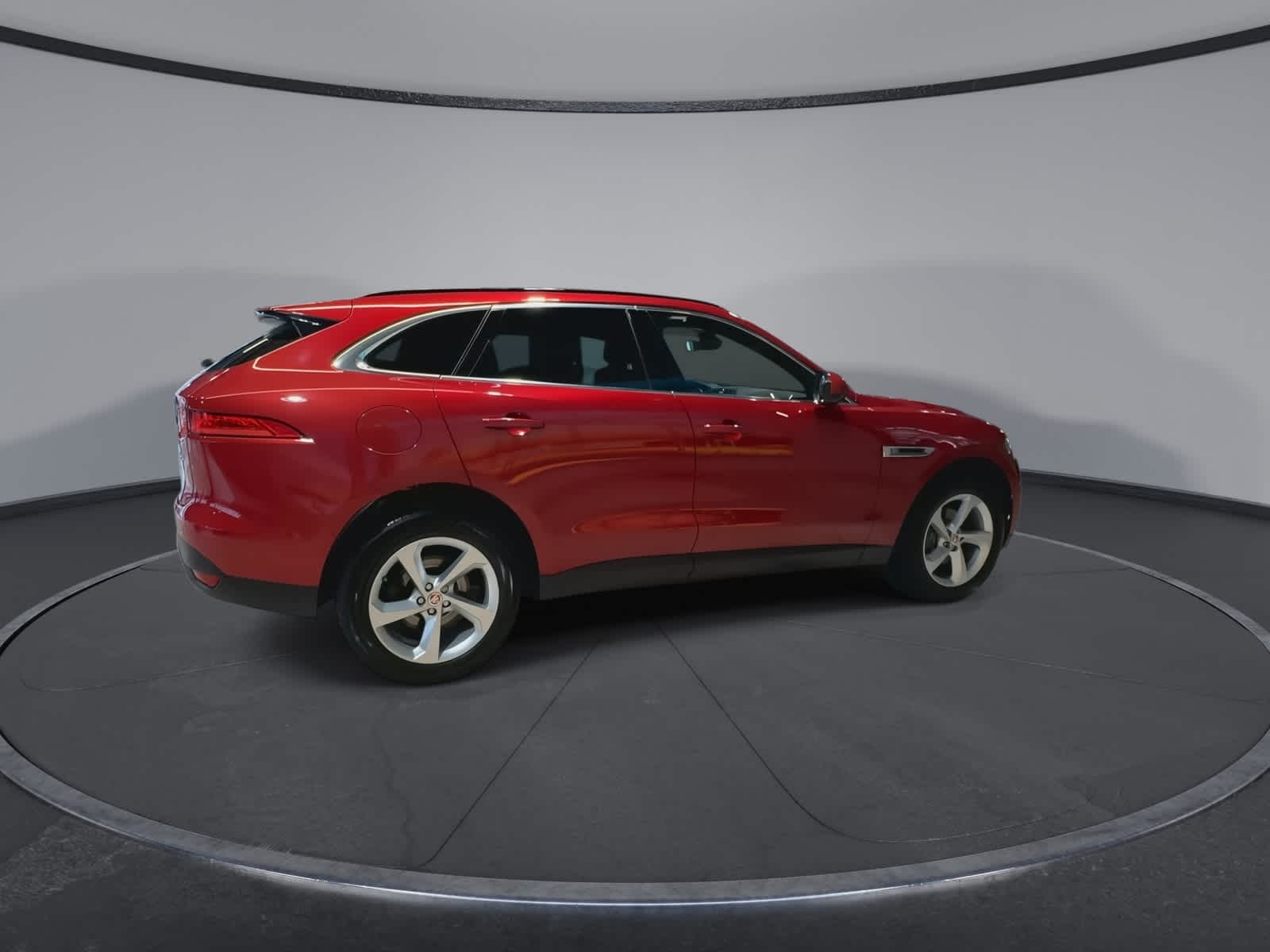 Thumbnail: 2020 Jaguar F-Pace - 12