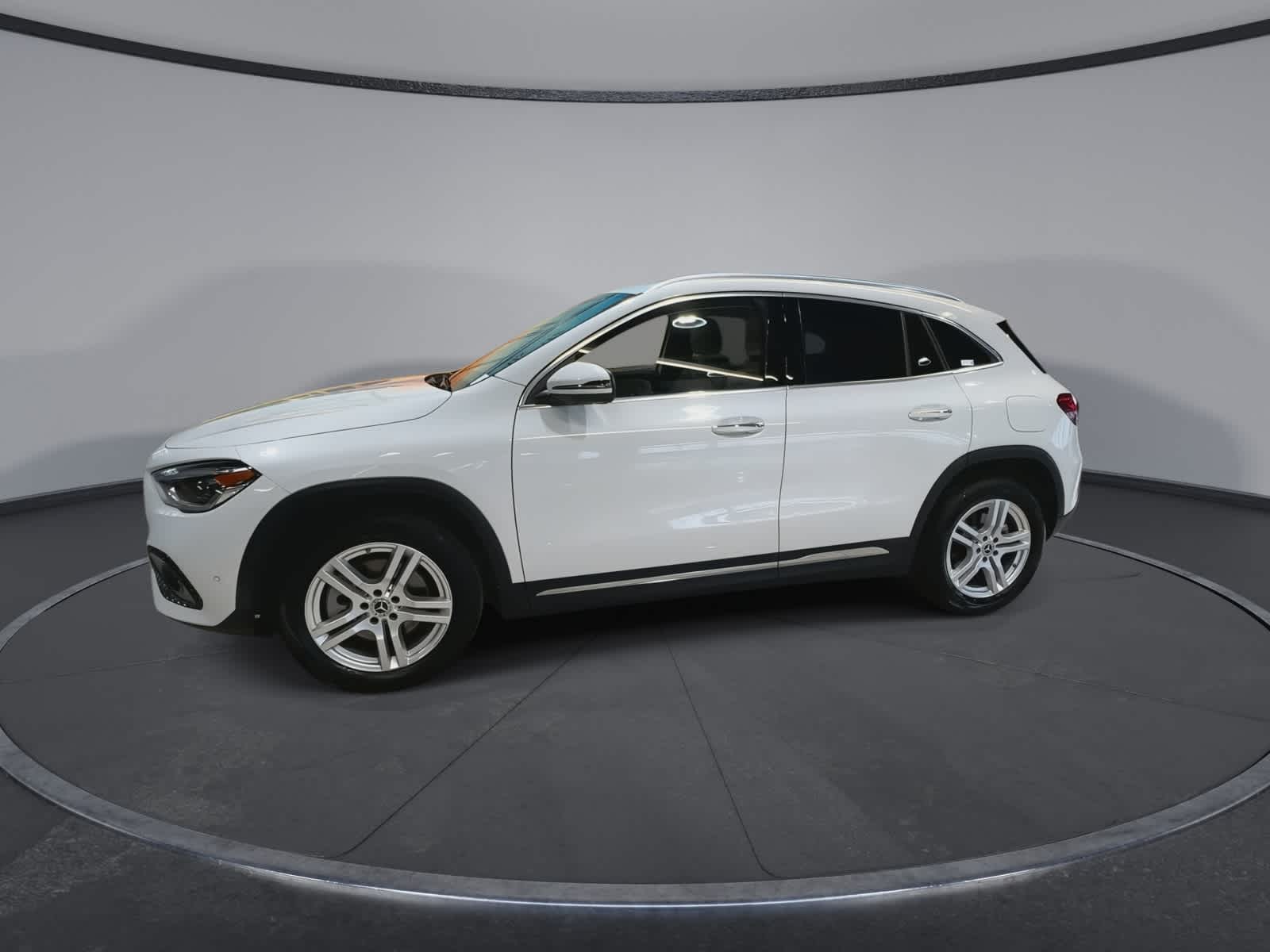 Thumbnail: 2022 Mercedes-Benz GLA - 6