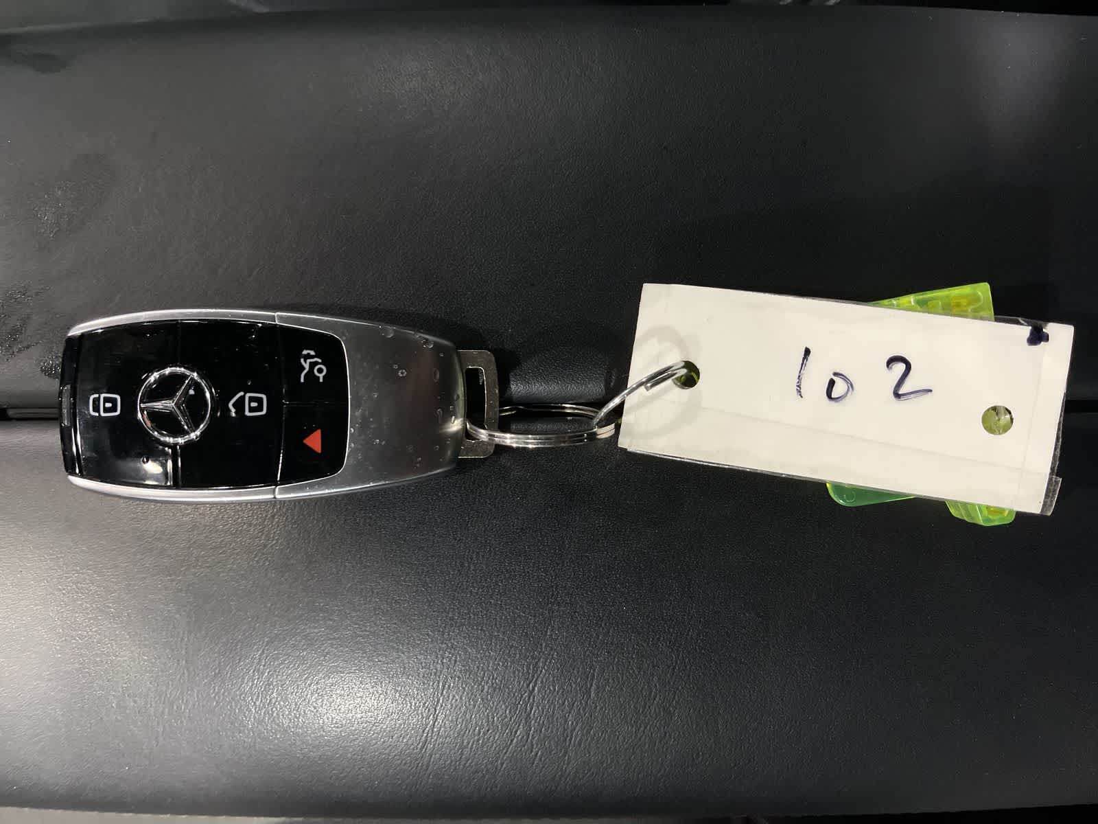 Thumbnail: 2018 Mercedes-Benz E-Class - 32