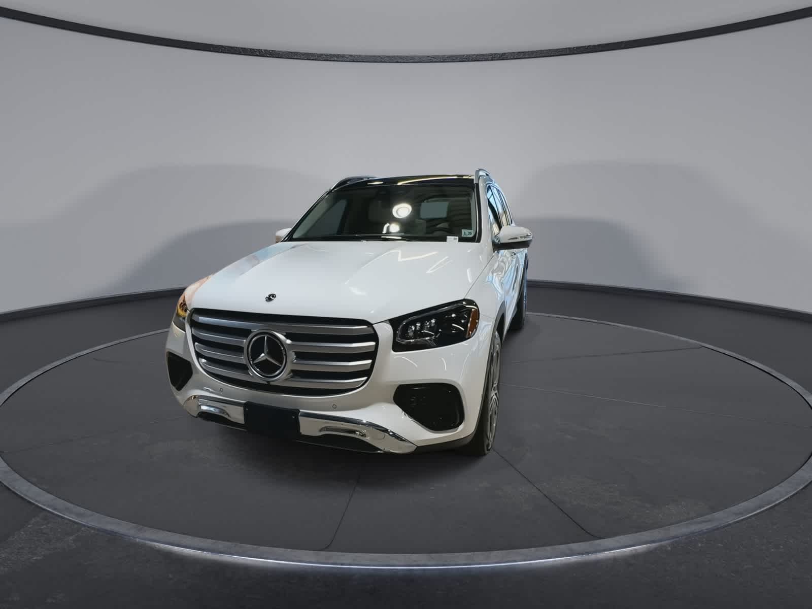Thumbnail: 2024 Mercedes-Benz GLS - 4