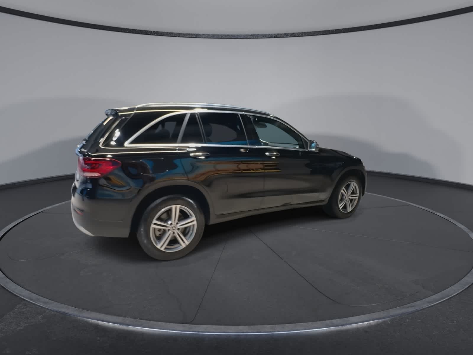 Thumbnail: 2022 Mercedes-Benz GLC - 12