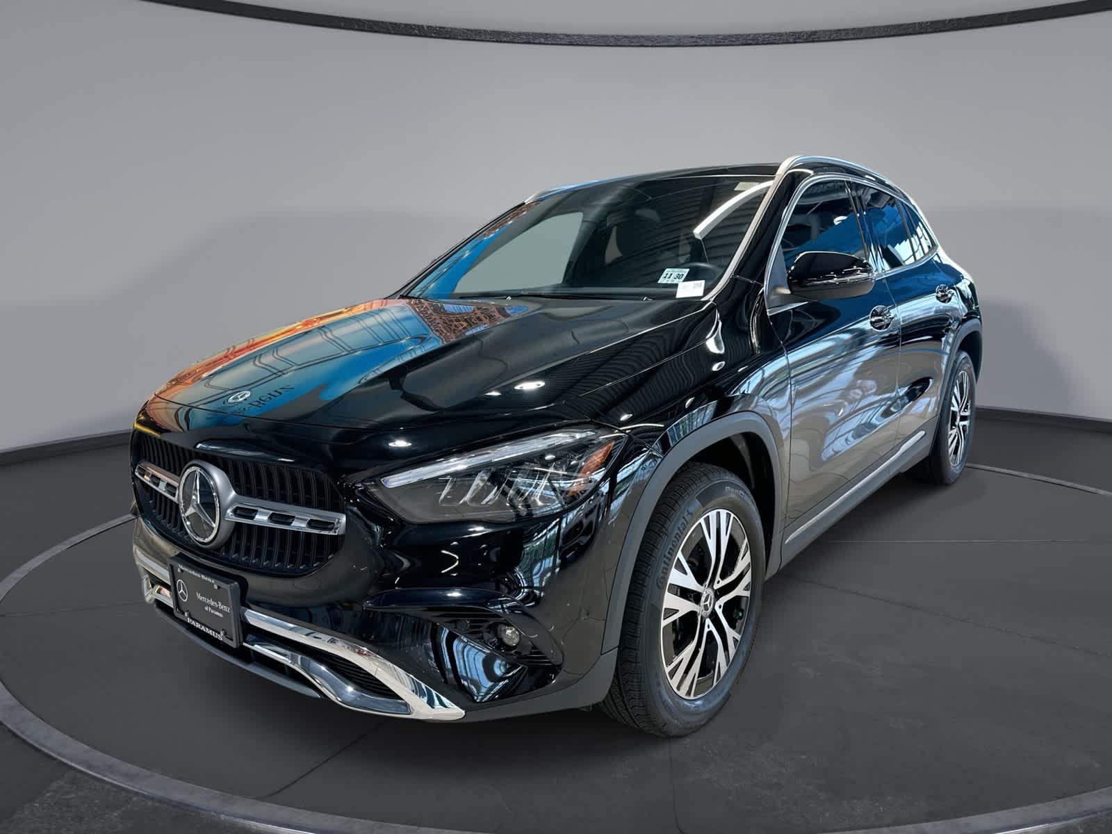 Thumbnail: 2026 Mercedes-Benz GLB - 1