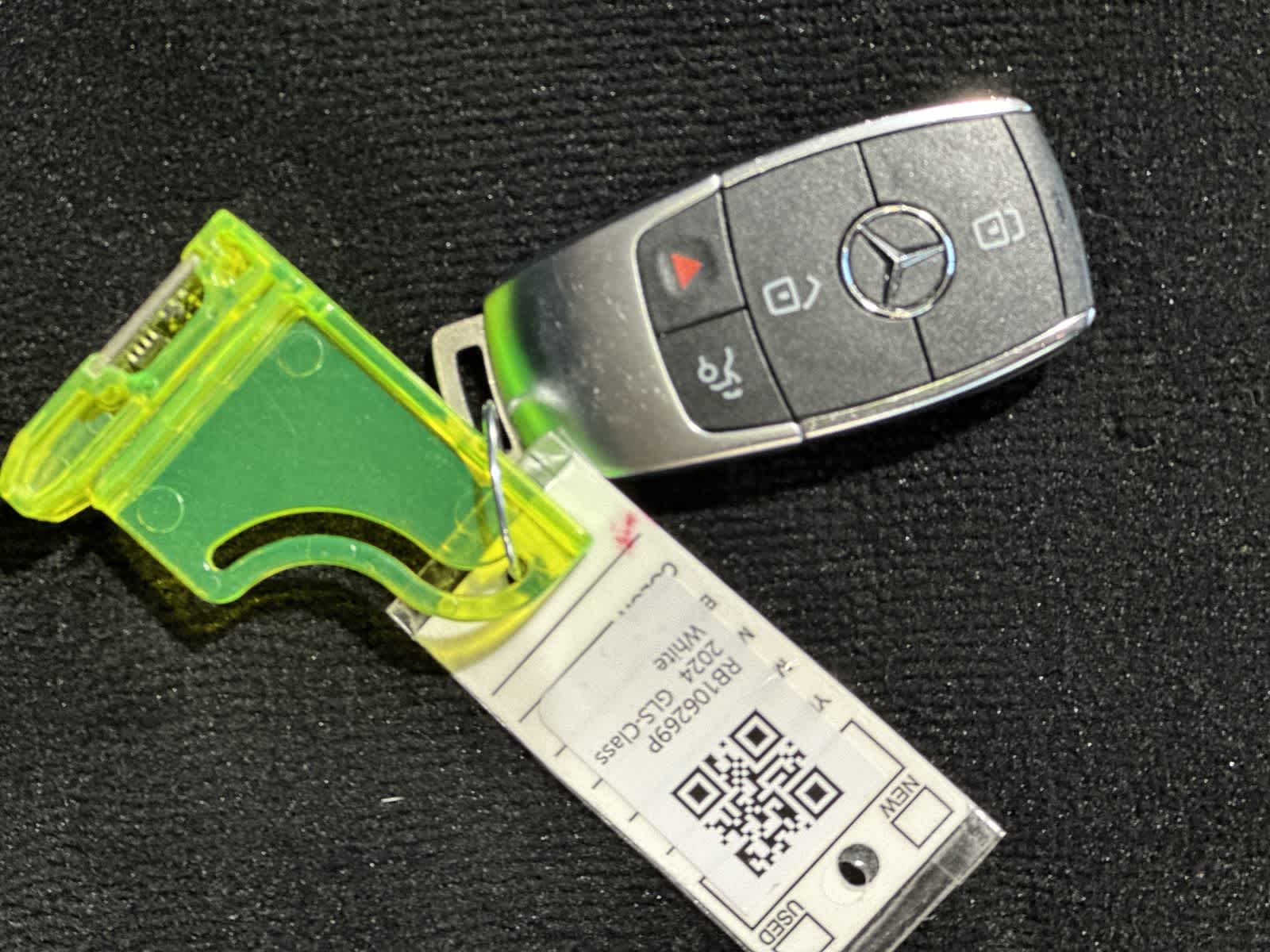 Thumbnail: 2024 Mercedes-Benz GLS - 32