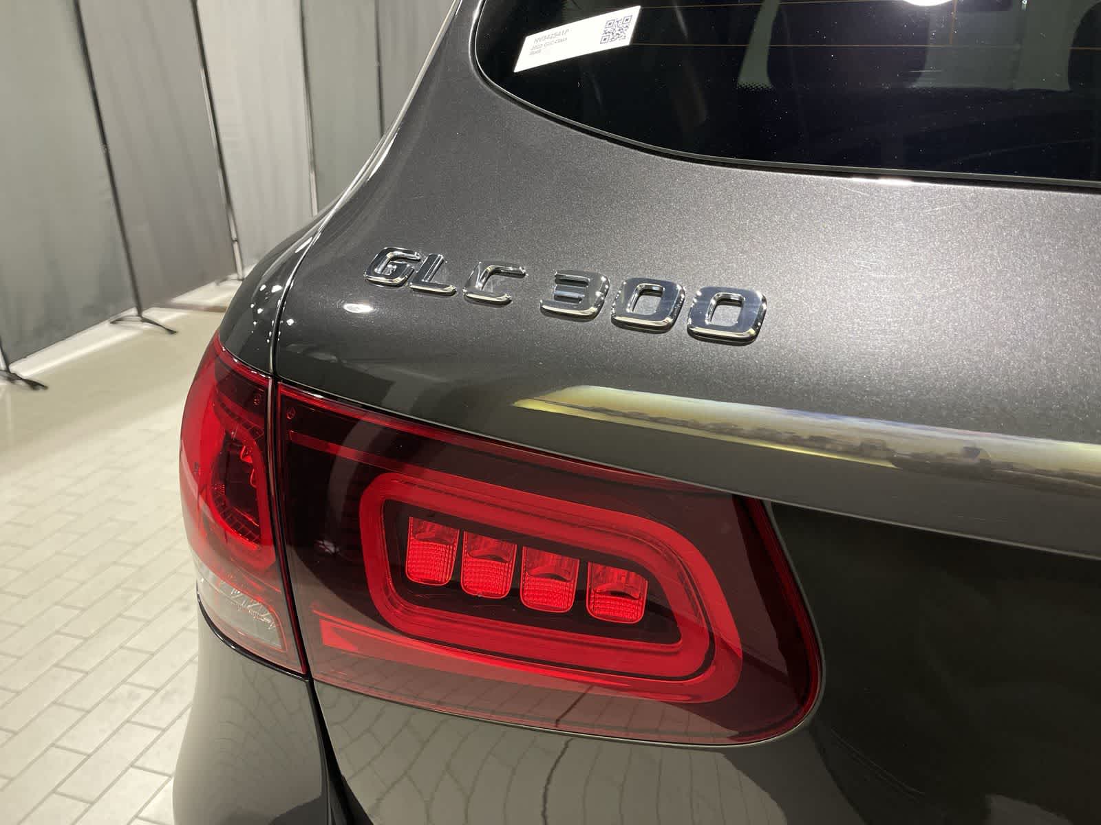 Thumbnail: 2022 Mercedes-Benz GLC - 19