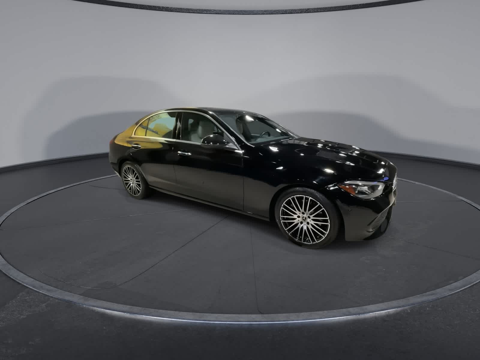 Thumbnail: 2024 Mercedes-Benz C-Class - 3