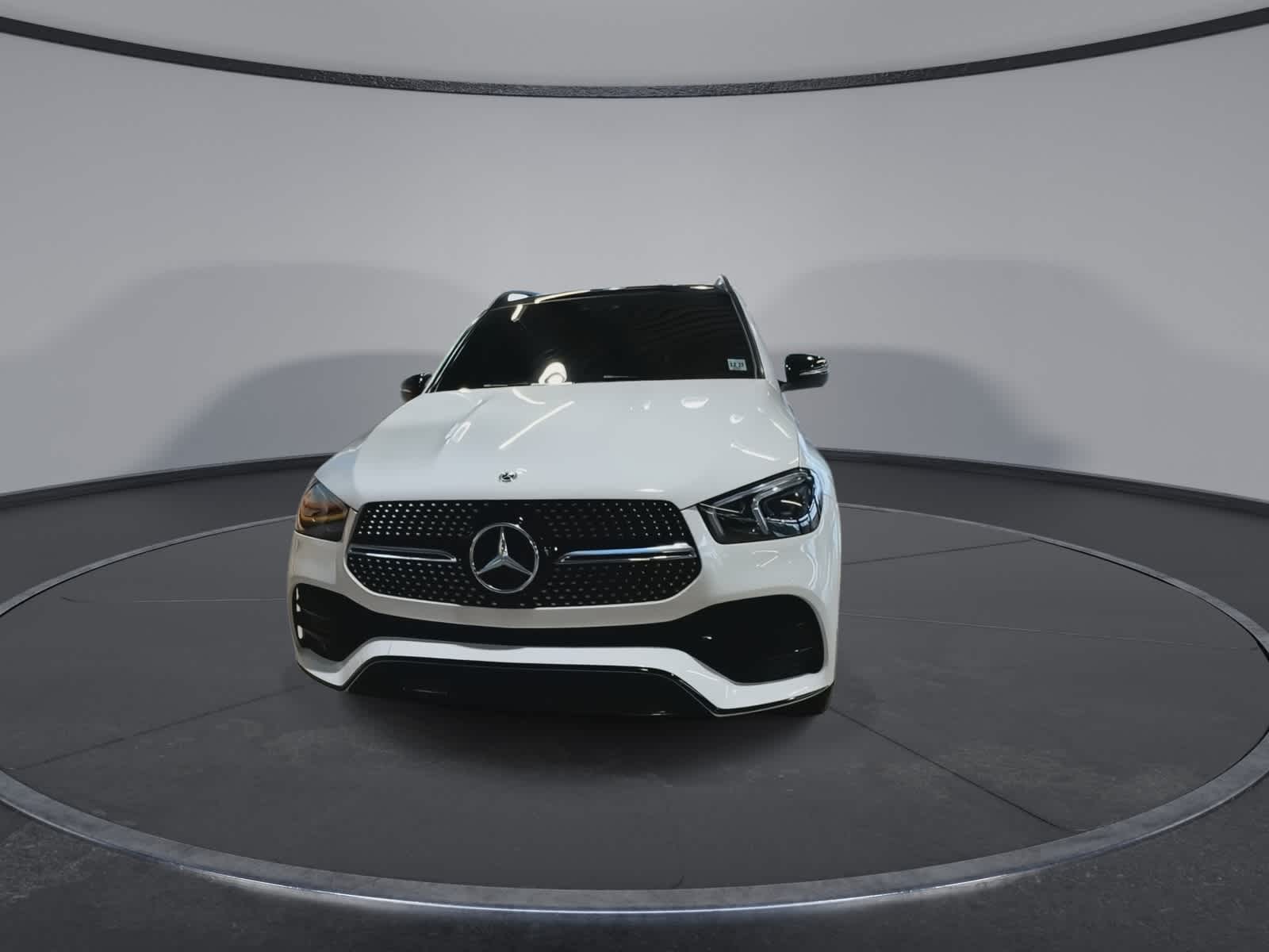 Thumbnail: 2023 Mercedes-Benz GLE - 4