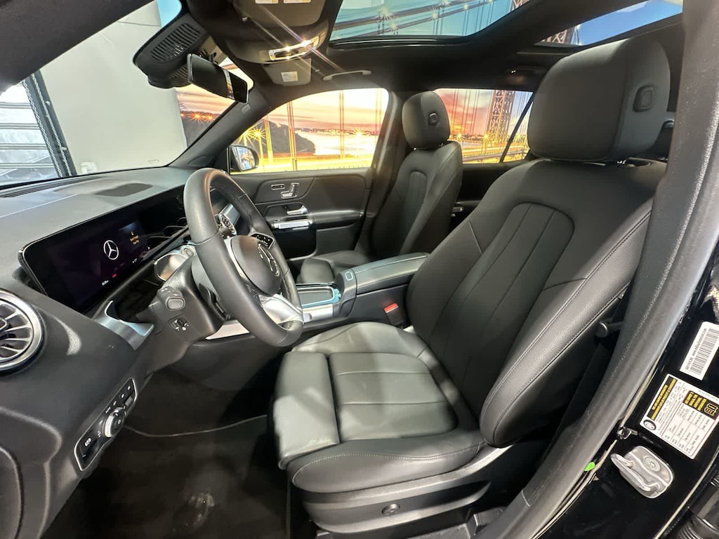 Used 2025 Mercedes-Benz GLB 250 4MATIC SUV