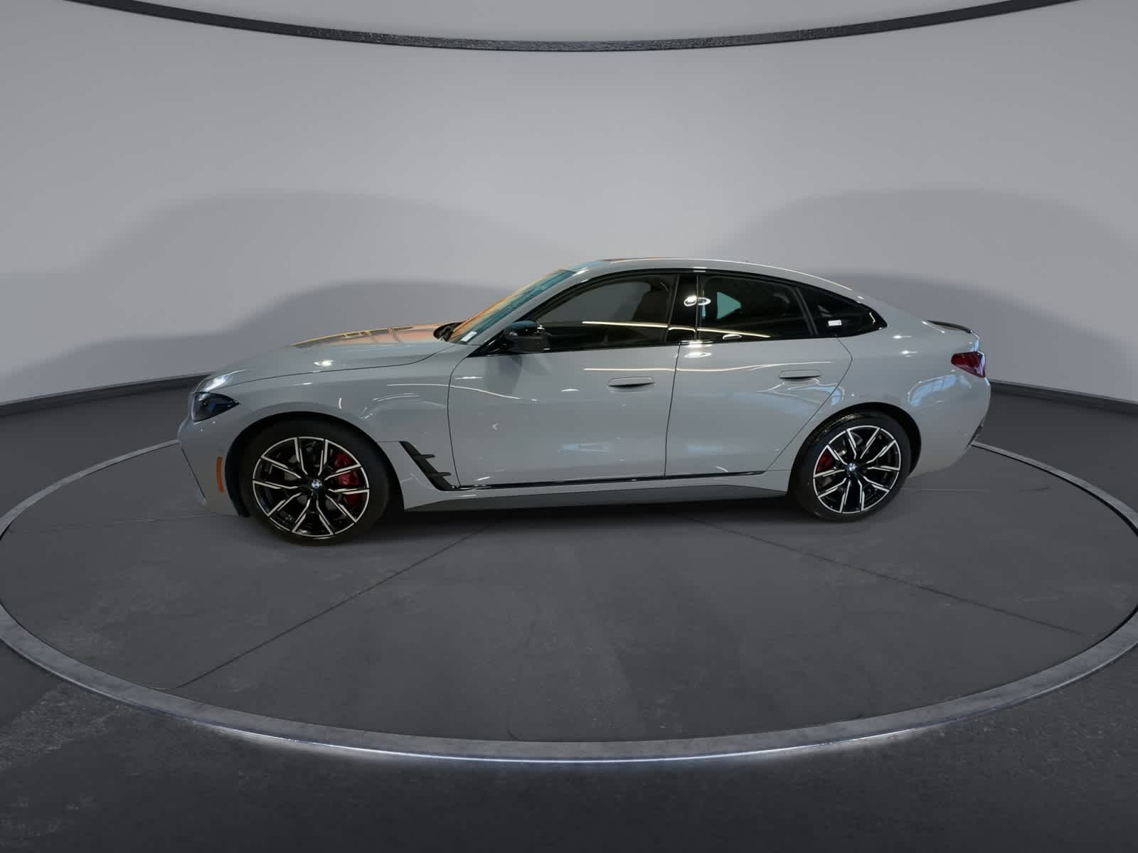 Thumbnail: 2025 BMW i4 - 6