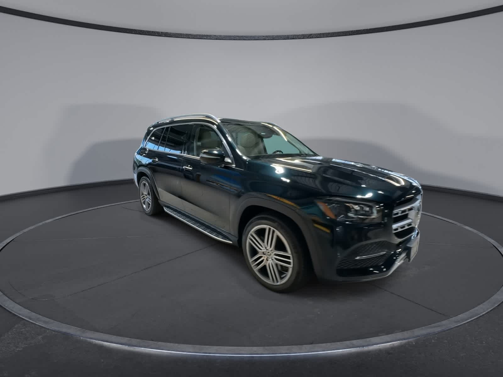 Thumbnail: 2022 Mercedes-Benz GLS - 2