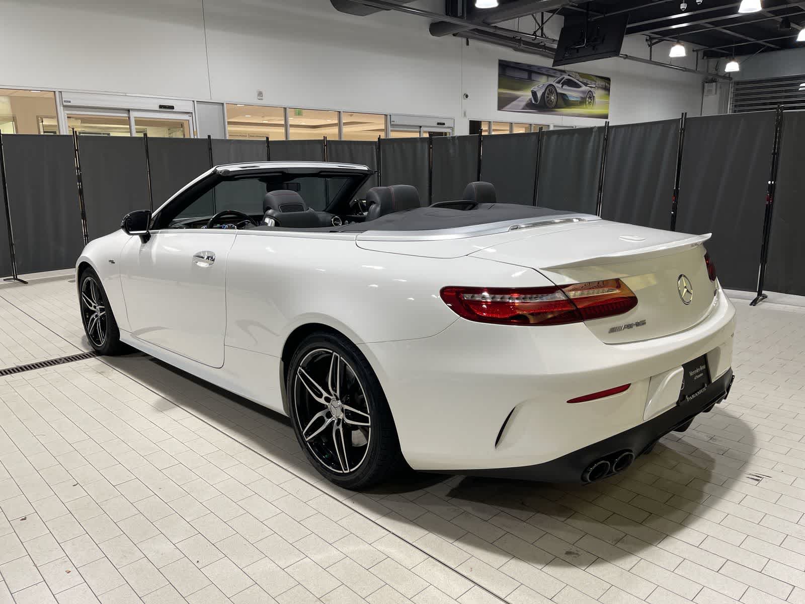 Thumbnail: 2020 Mercedes-Benz E-Class - 16