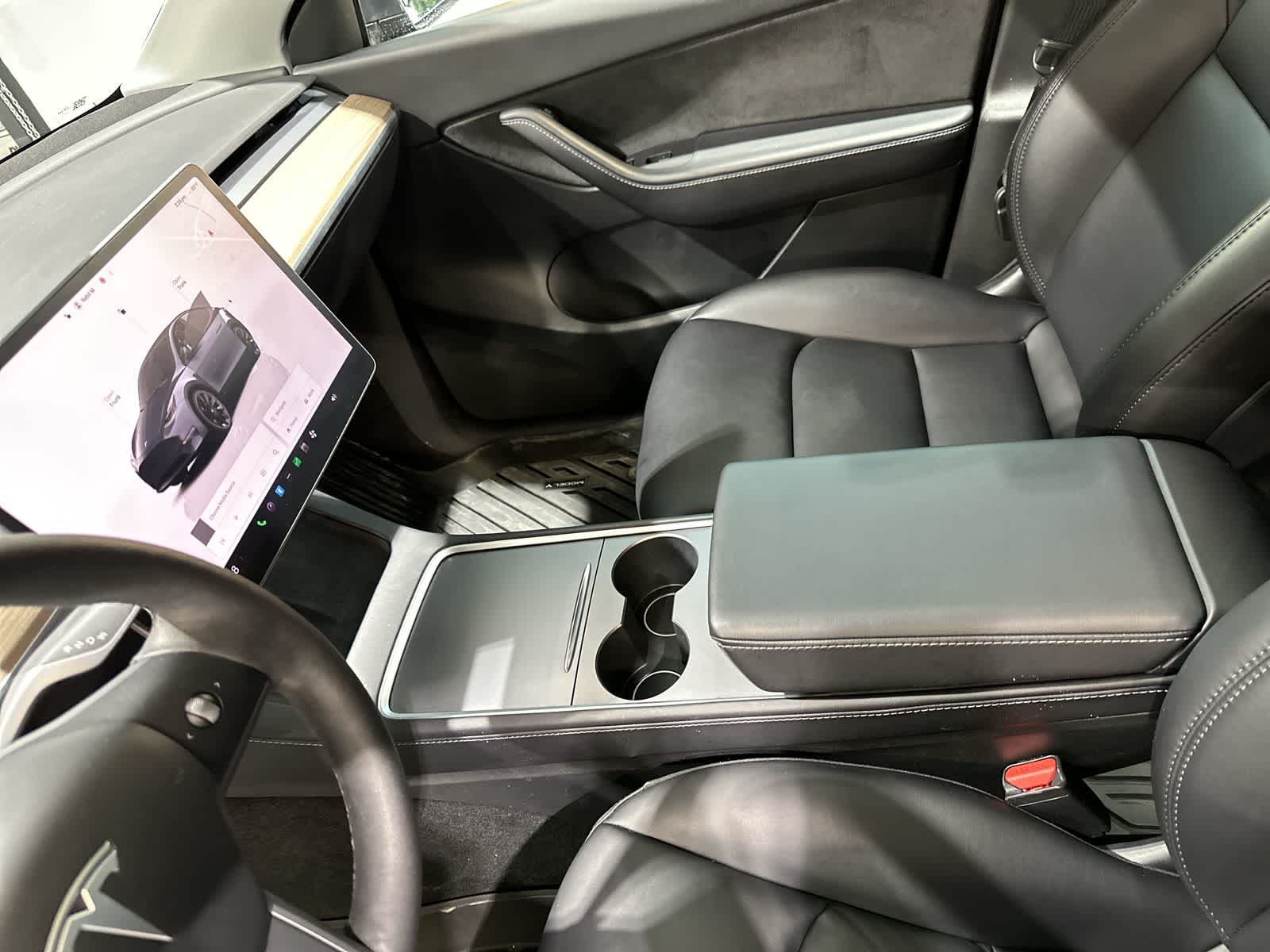 Thumbnail: 2022 Tesla Model Y - 28