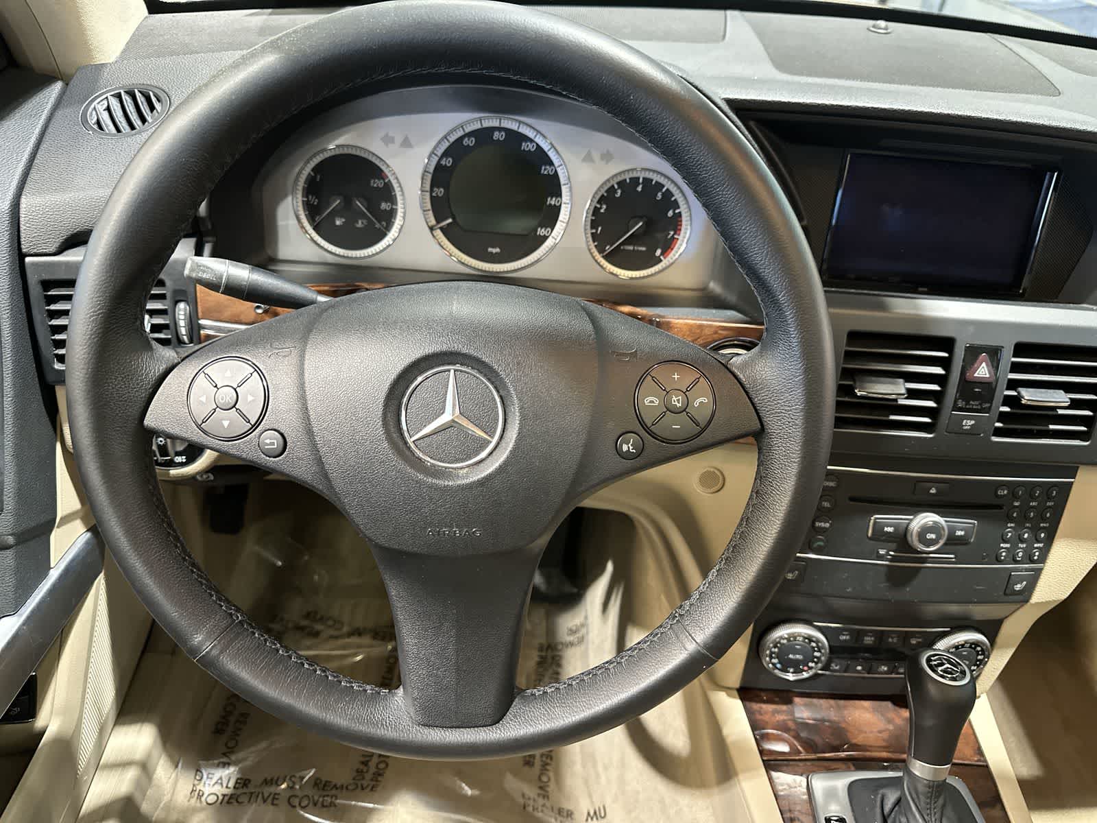 Thumbnail: 2010 Mercedes-Benz GLK - 27