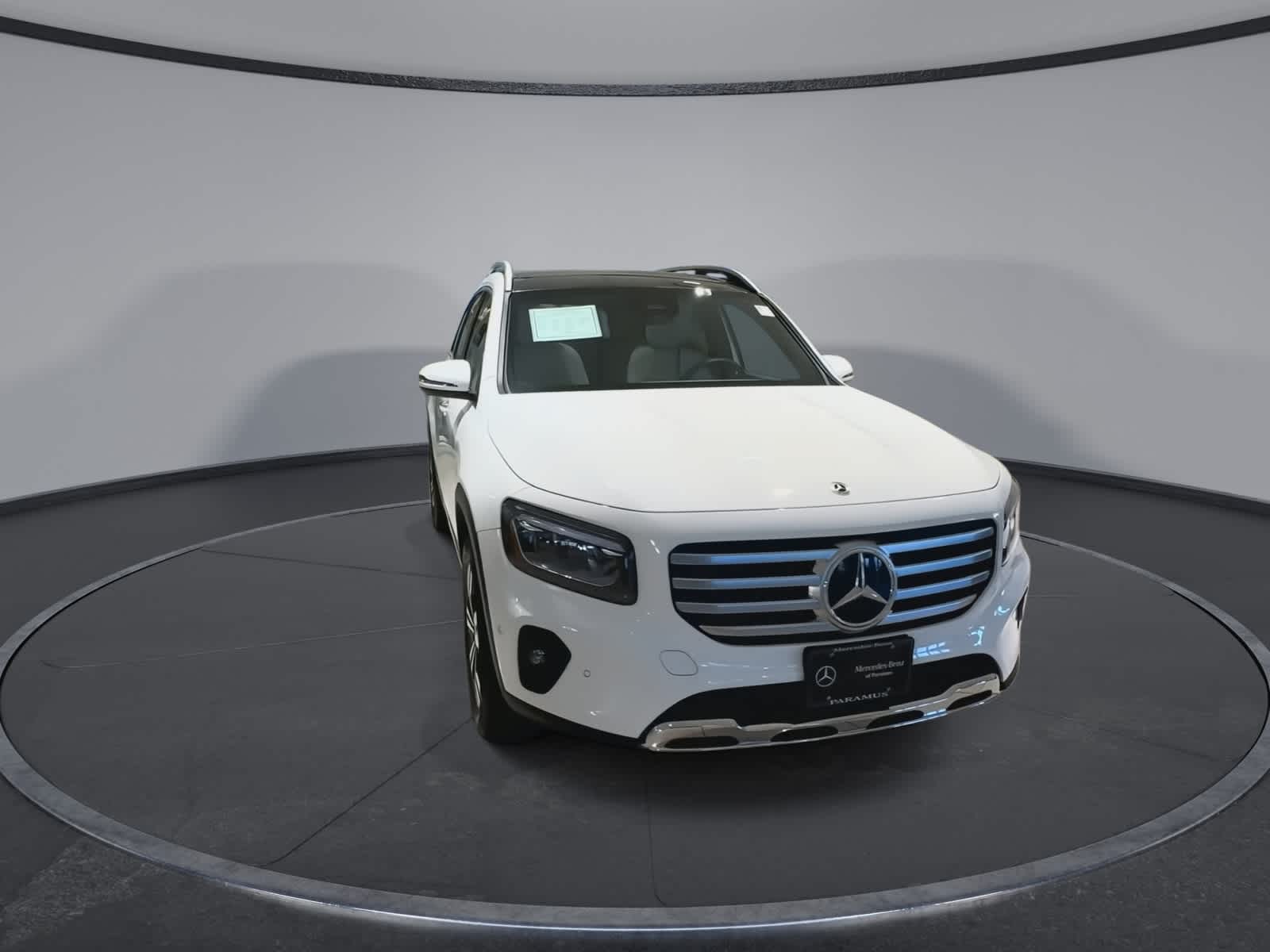 Thumbnail: 2026 Mercedes-Benz GLB - 3