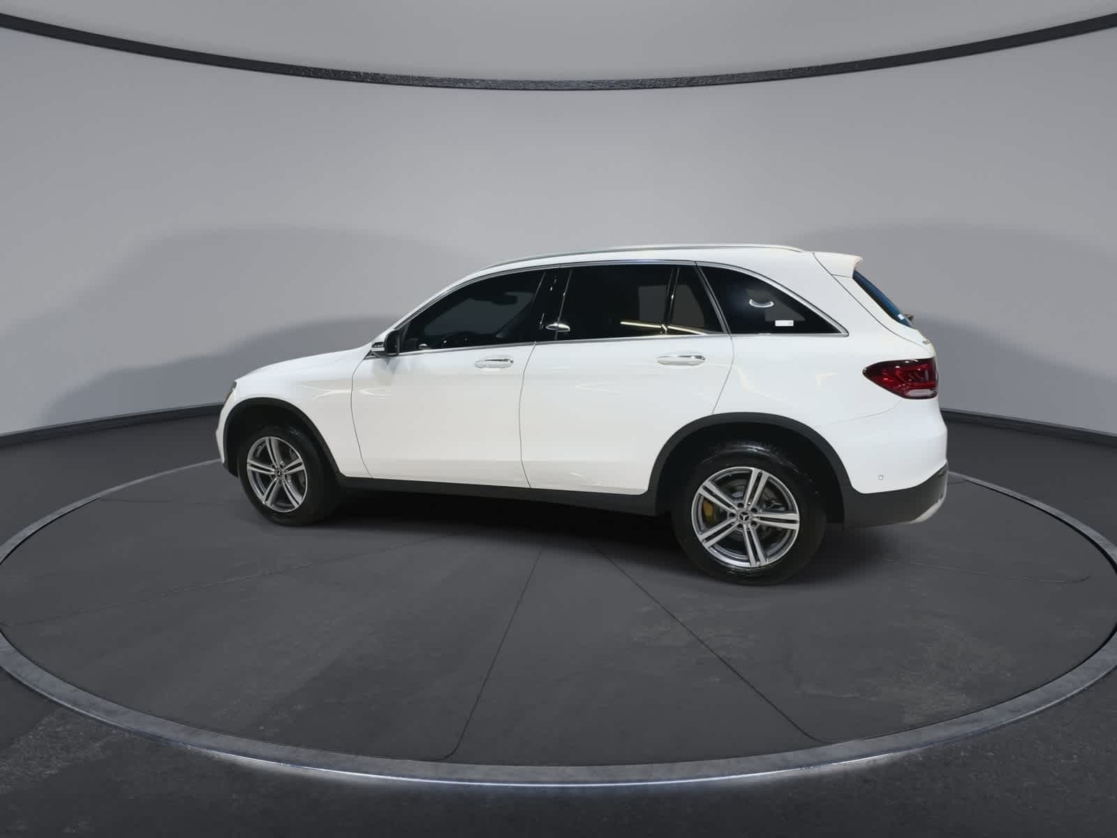 Thumbnail: 2022 Mercedes-Benz GLC - 8