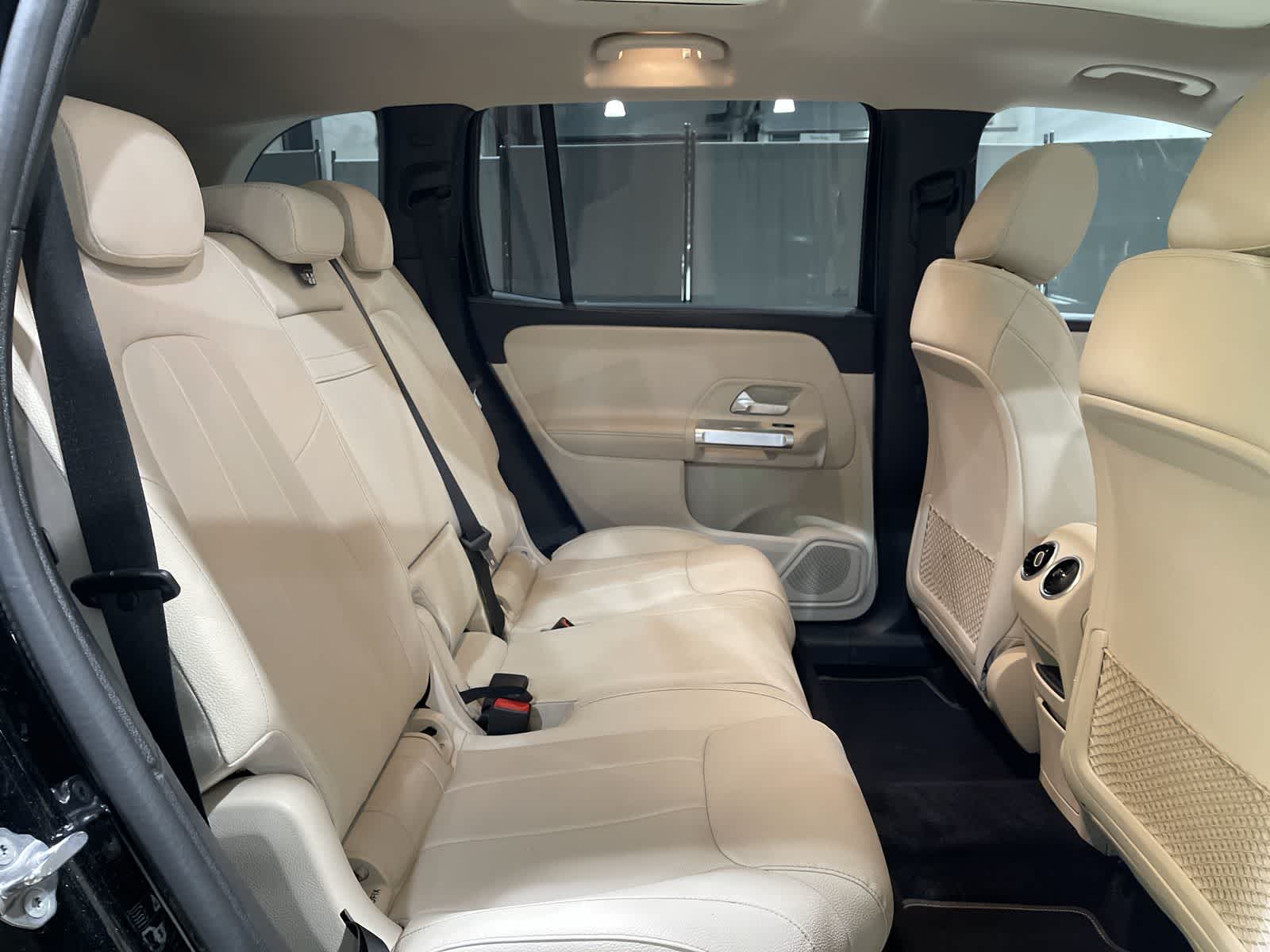 Thumbnail: 2023 Mercedes-Benz GLB - 25