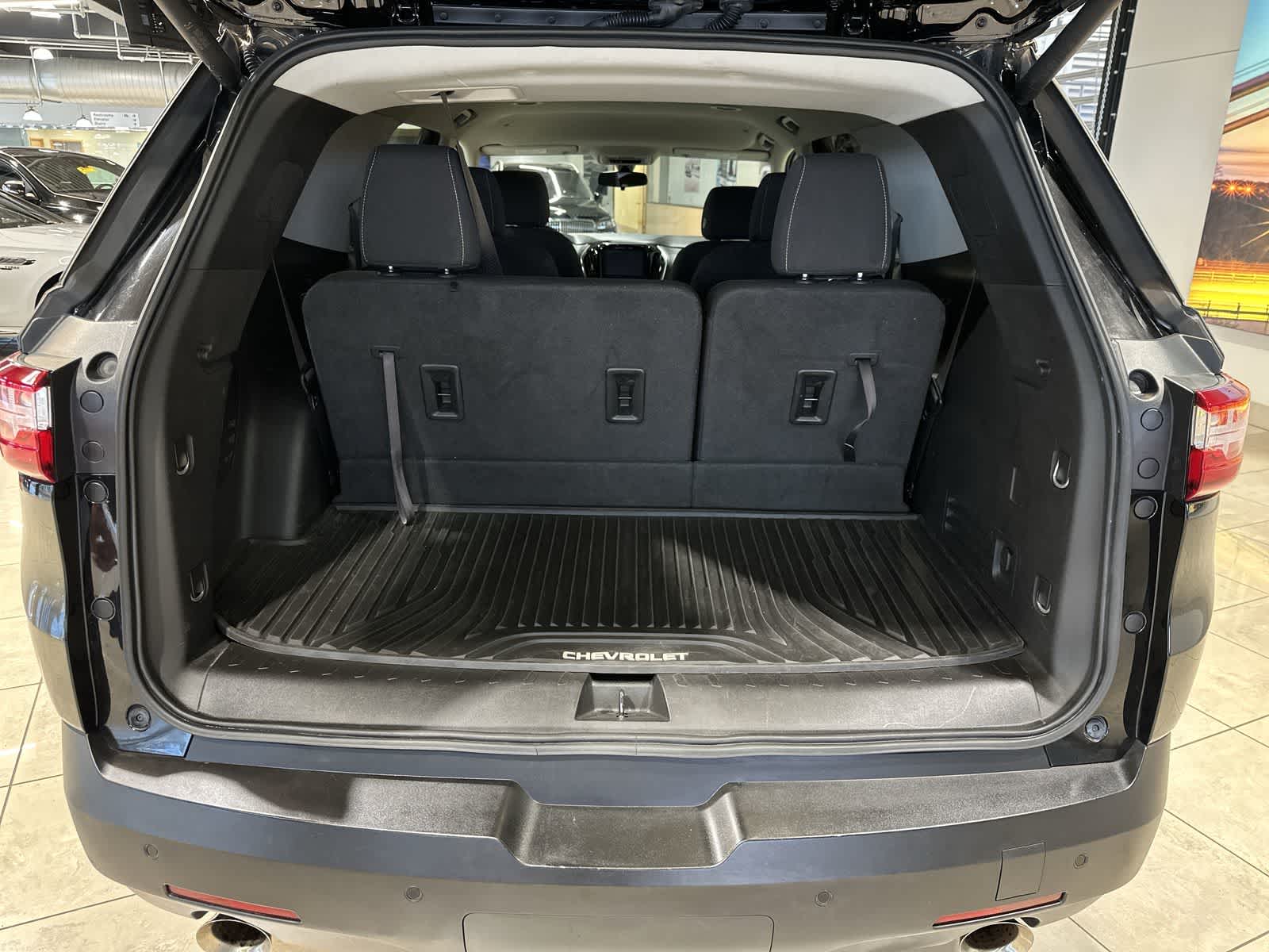 Thumbnail: 2019 Chevrolet Traverse - 31