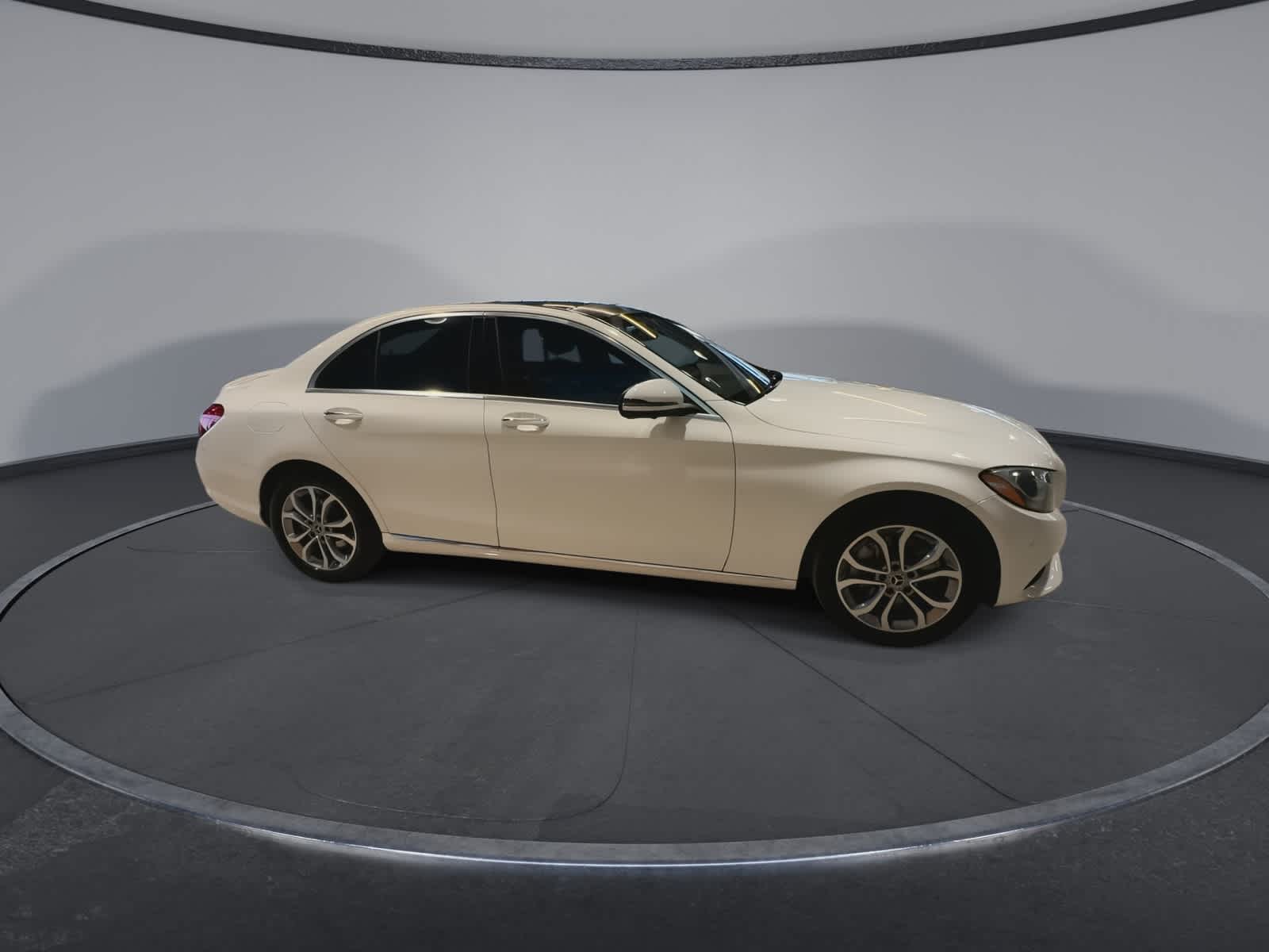 Thumbnail: 2018 Mercedes-Benz C-Class - 13