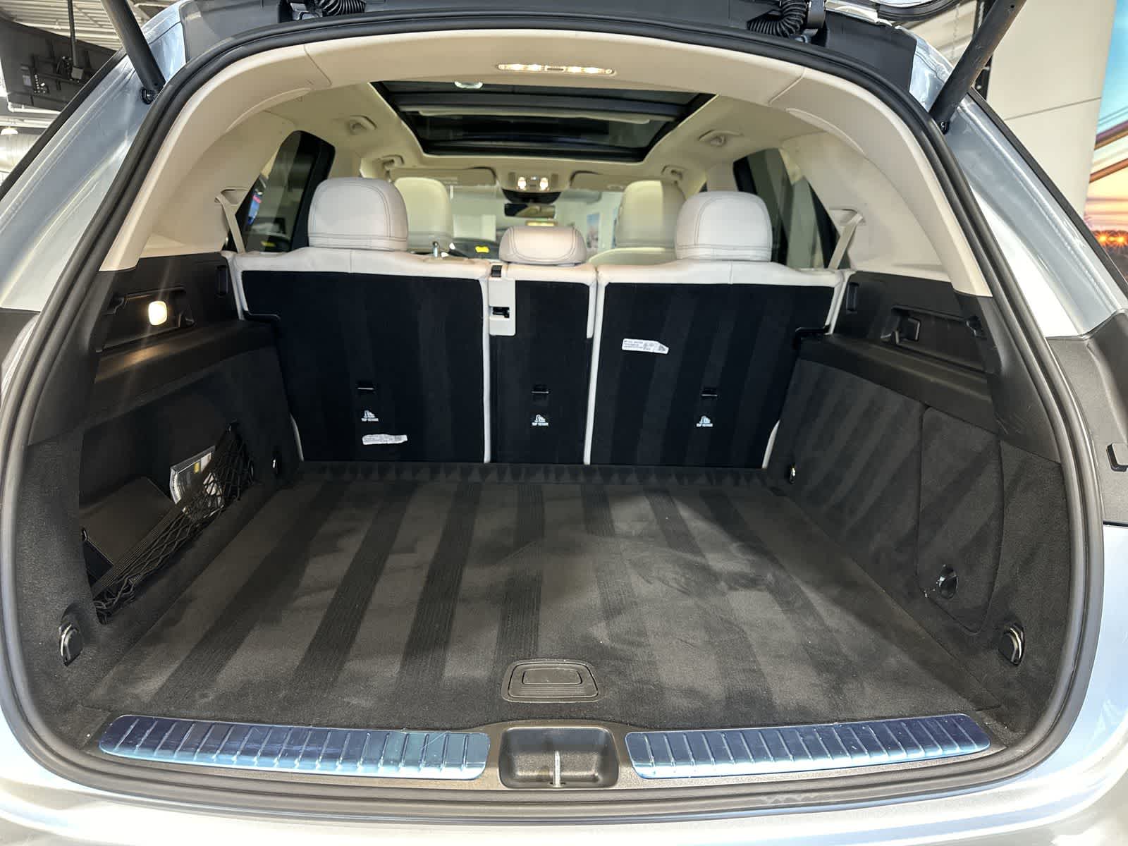 Thumbnail: 2025 Mercedes-Benz GLE - 31