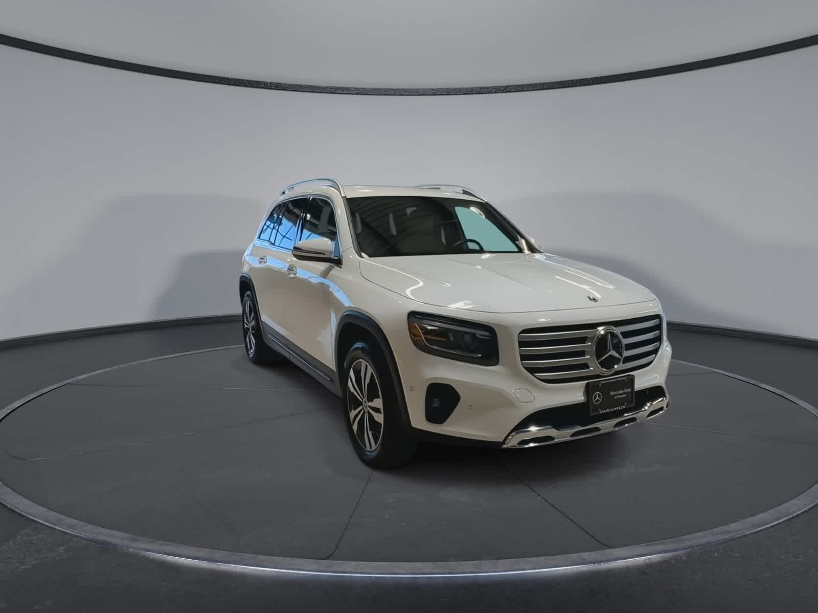 Thumbnail: 2025 Mercedes-Benz GLB - 3