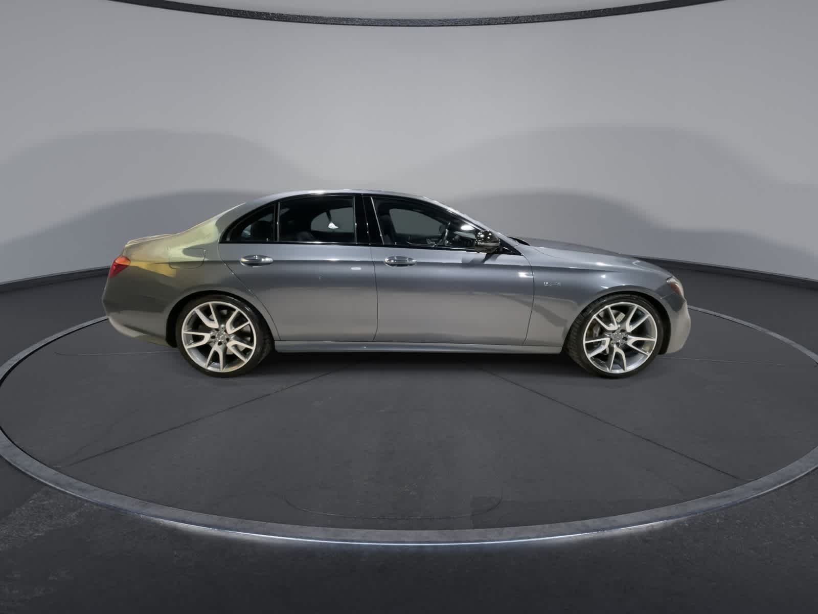 Thumbnail: 2018 Mercedes-Benz E-Class - 13