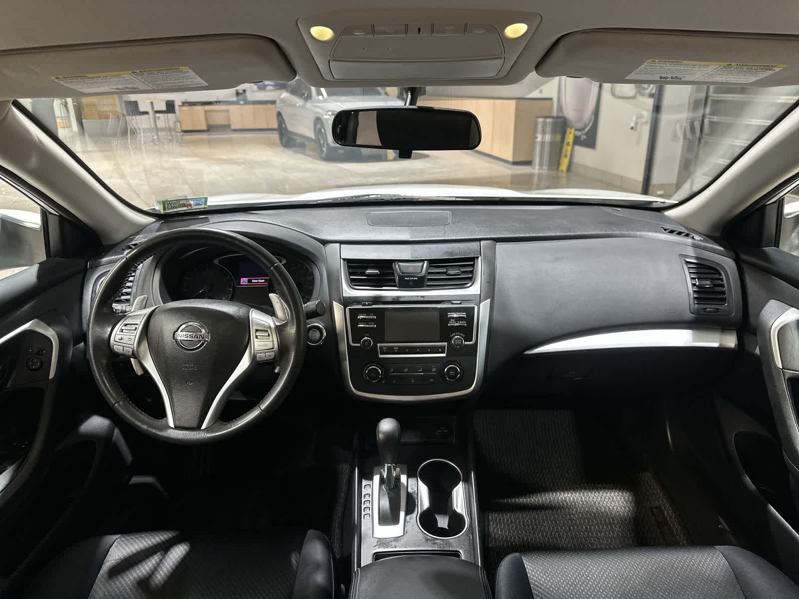 Thumbnail: 2017 Nissan Altima - 22