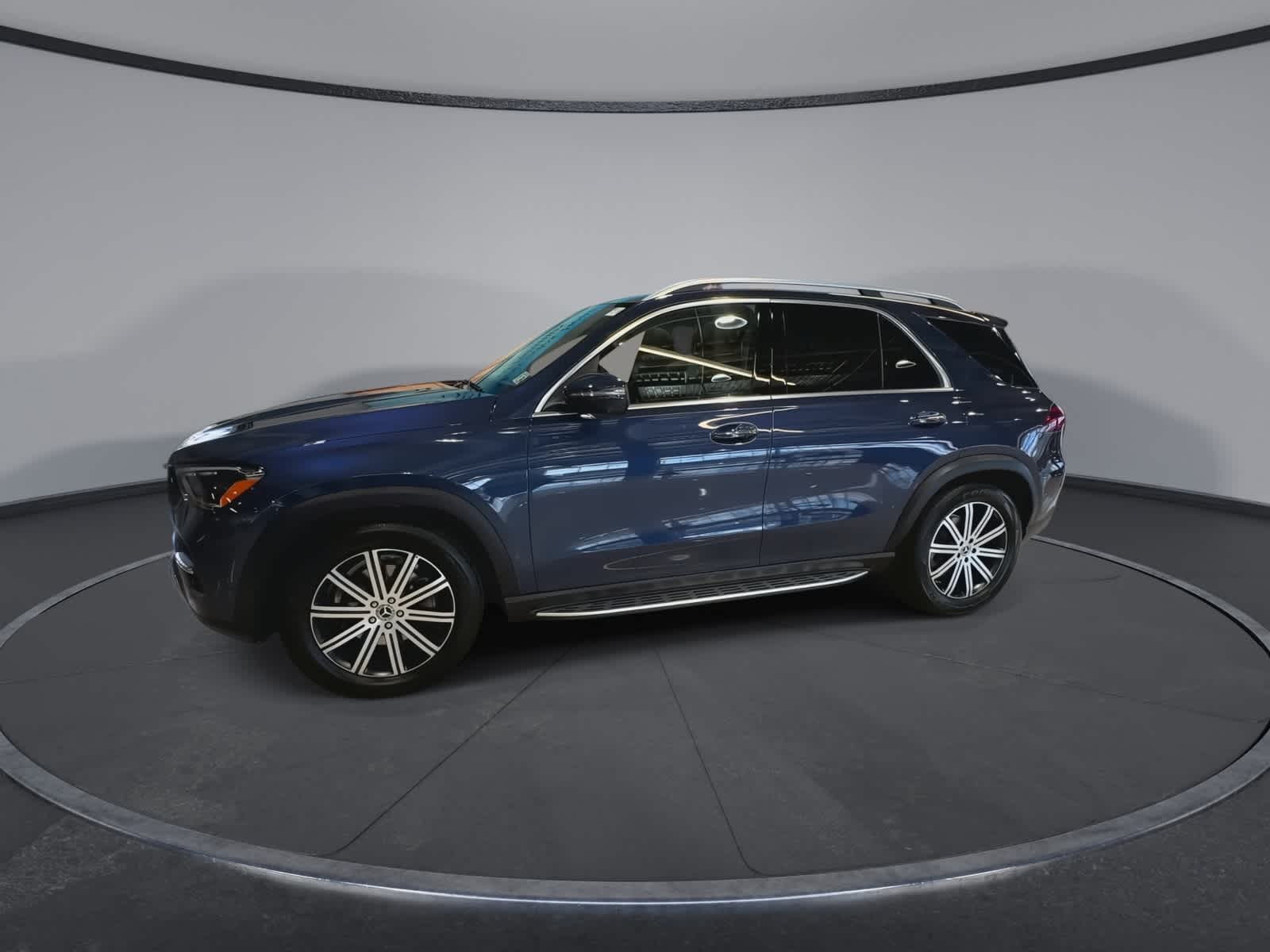 Thumbnail: 2026 Mercedes-Benz GLE - 6