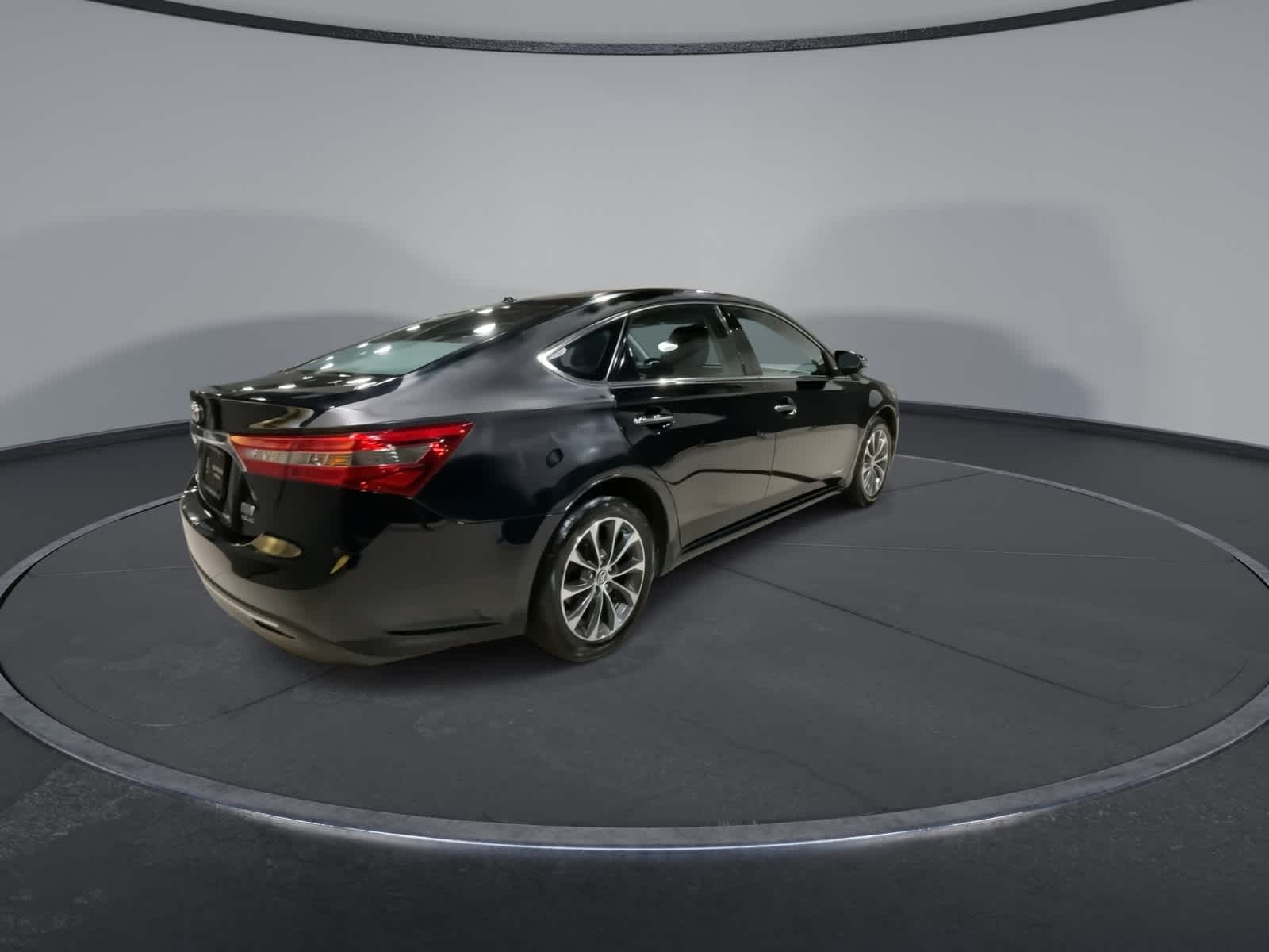 Thumbnail: 2016 Toyota Avalon - 11