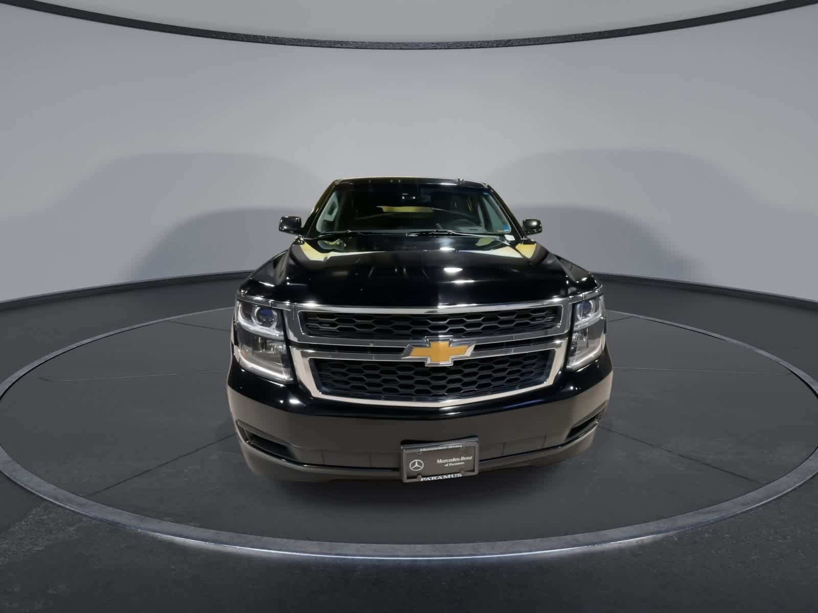 Thumbnail: 2016 Chevrolet Suburban - 4
